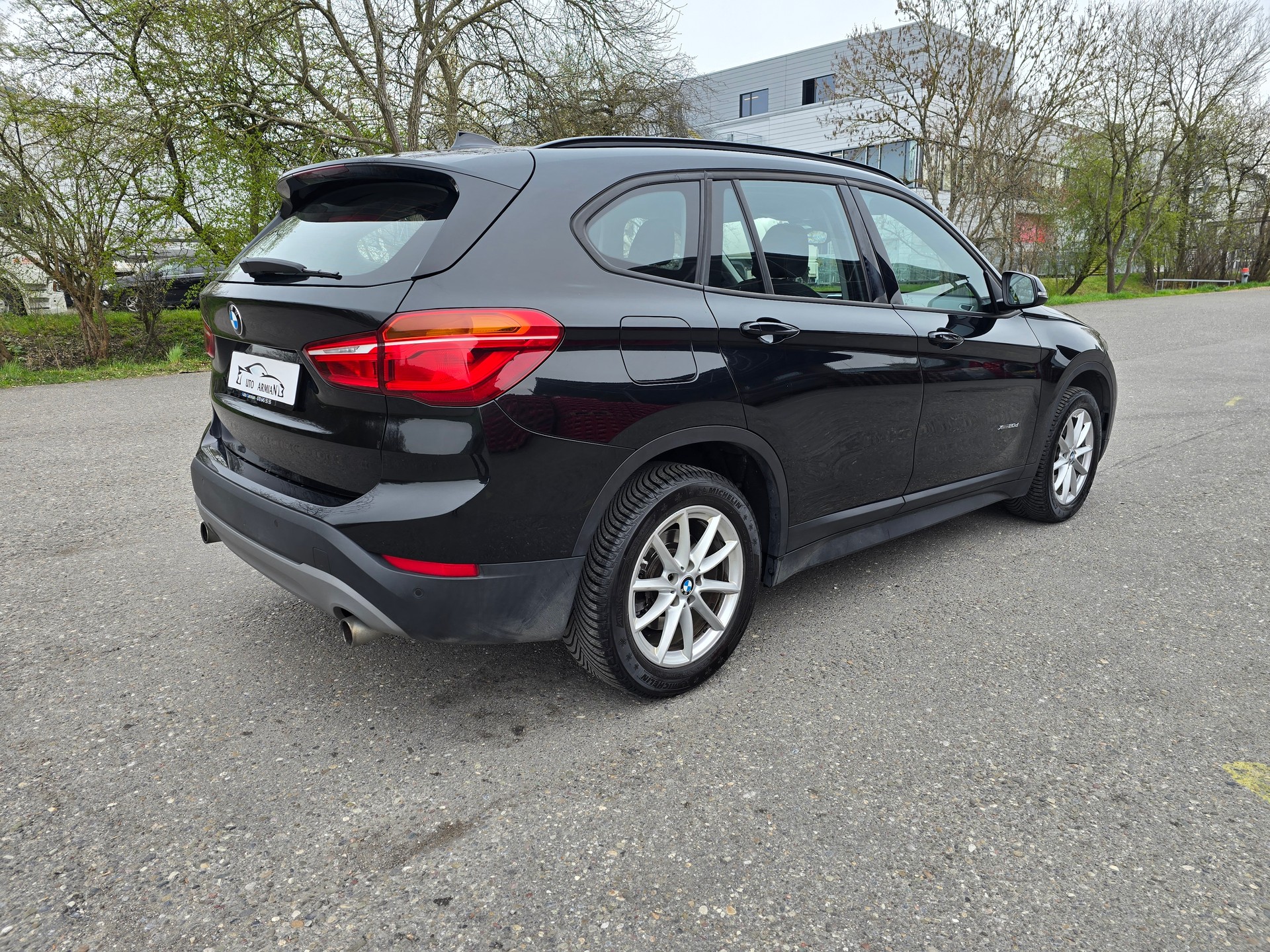 BMW X1 xDrive 20d xLine Steptronic-image-5