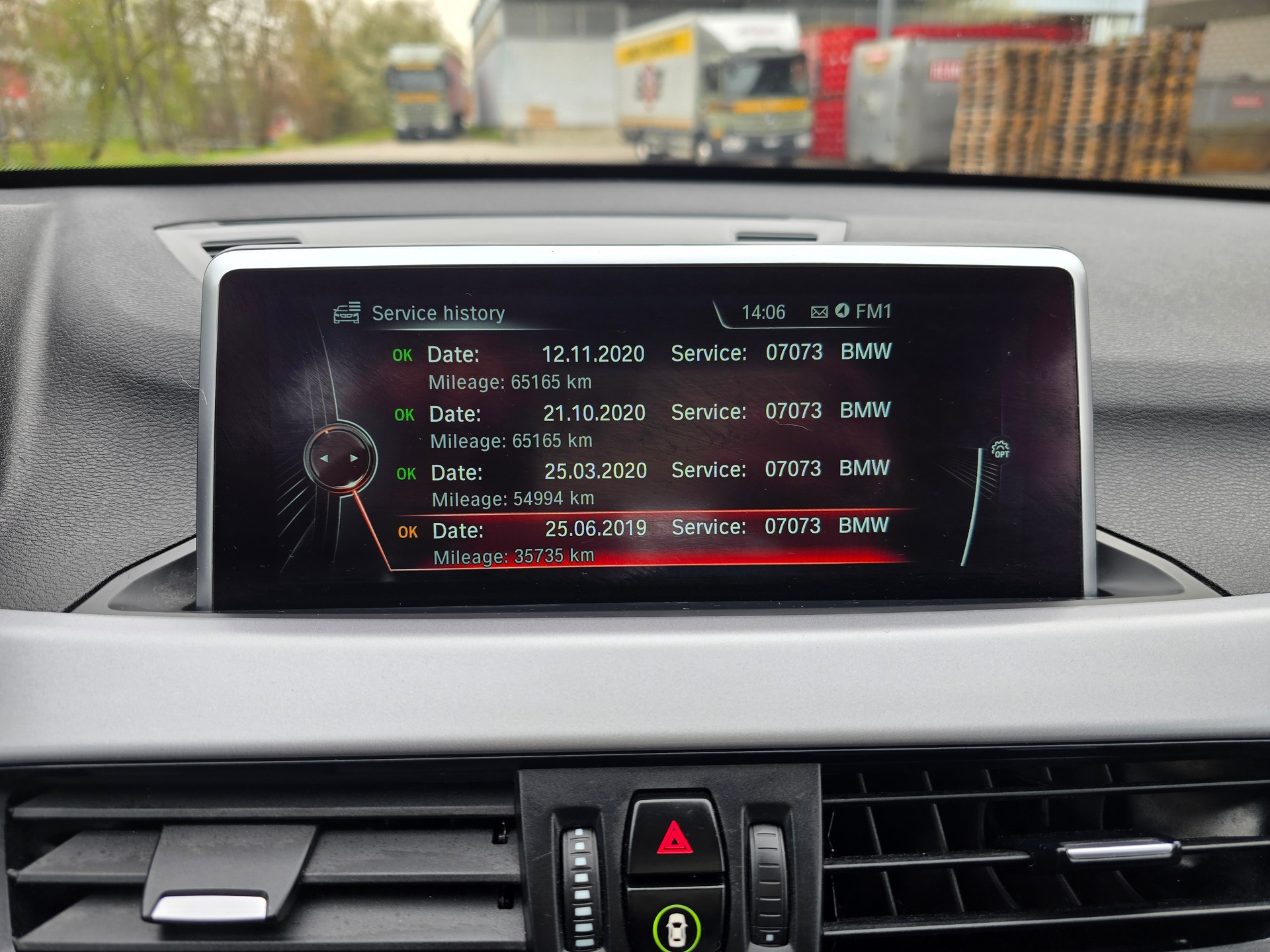 BMW X1 xDrive 20d xLine Steptronic-image-28