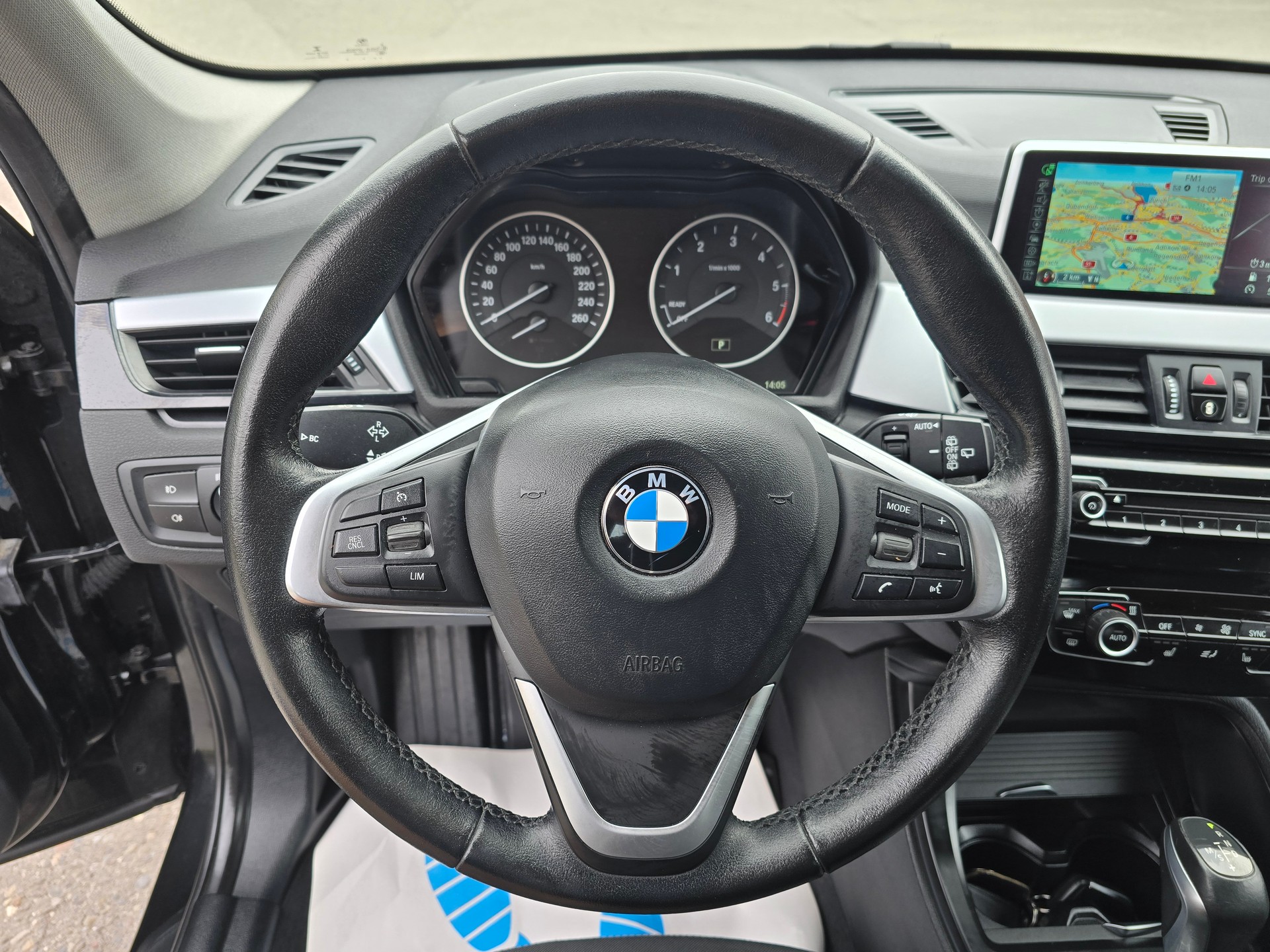 BMW X1 xDrive 20d xLine Steptronic-image-18