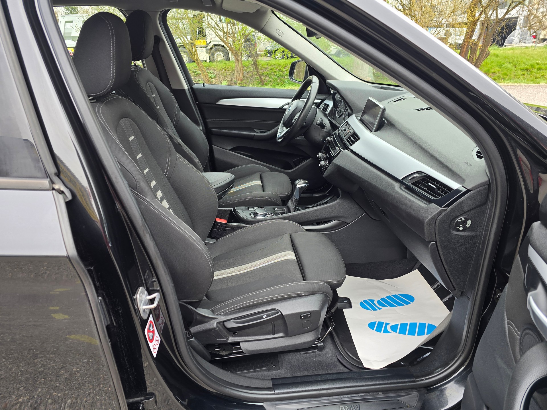 BMW X1 xDrive 20d xLine Steptronic-image-10
