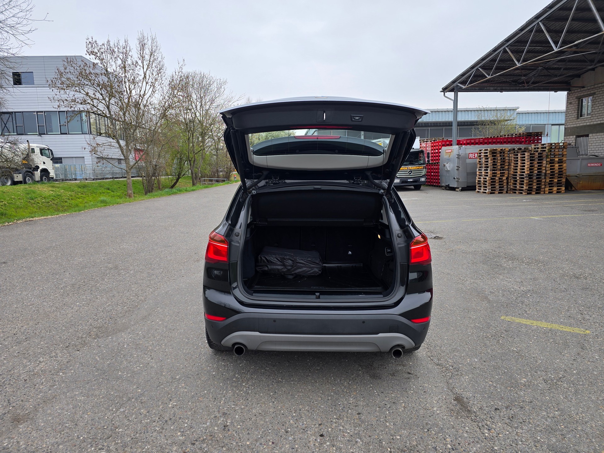 BMW X1 xDrive 20d xLine Steptronic-image-6