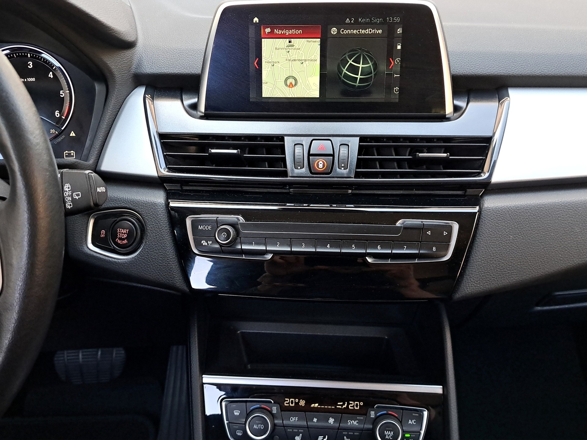 BMW 218d xDrive Gran Tourer Steptronic-image-8