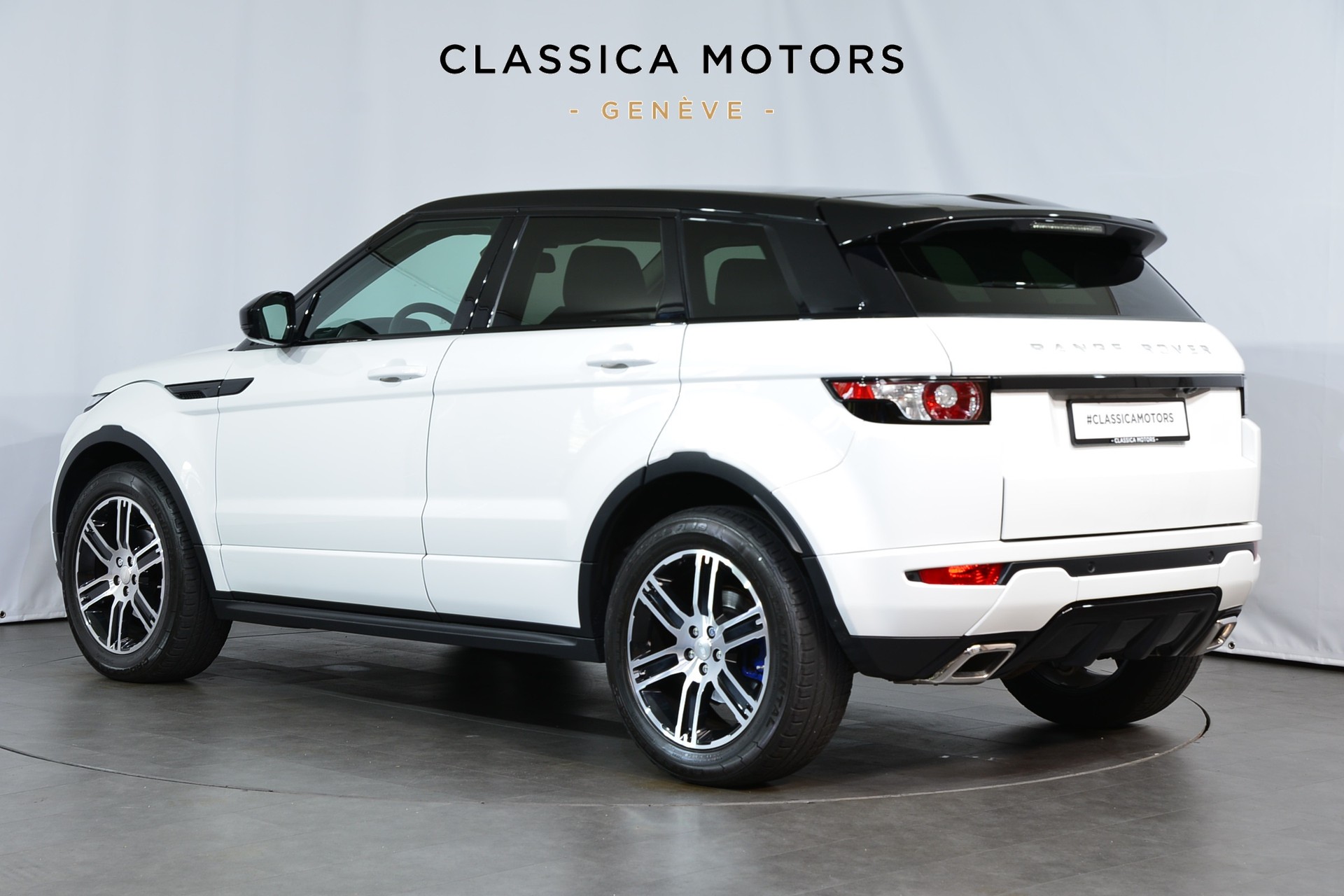 LAND ROVER Range Rover Evoque 2.2 TD4 Dynamic AT9-image-5