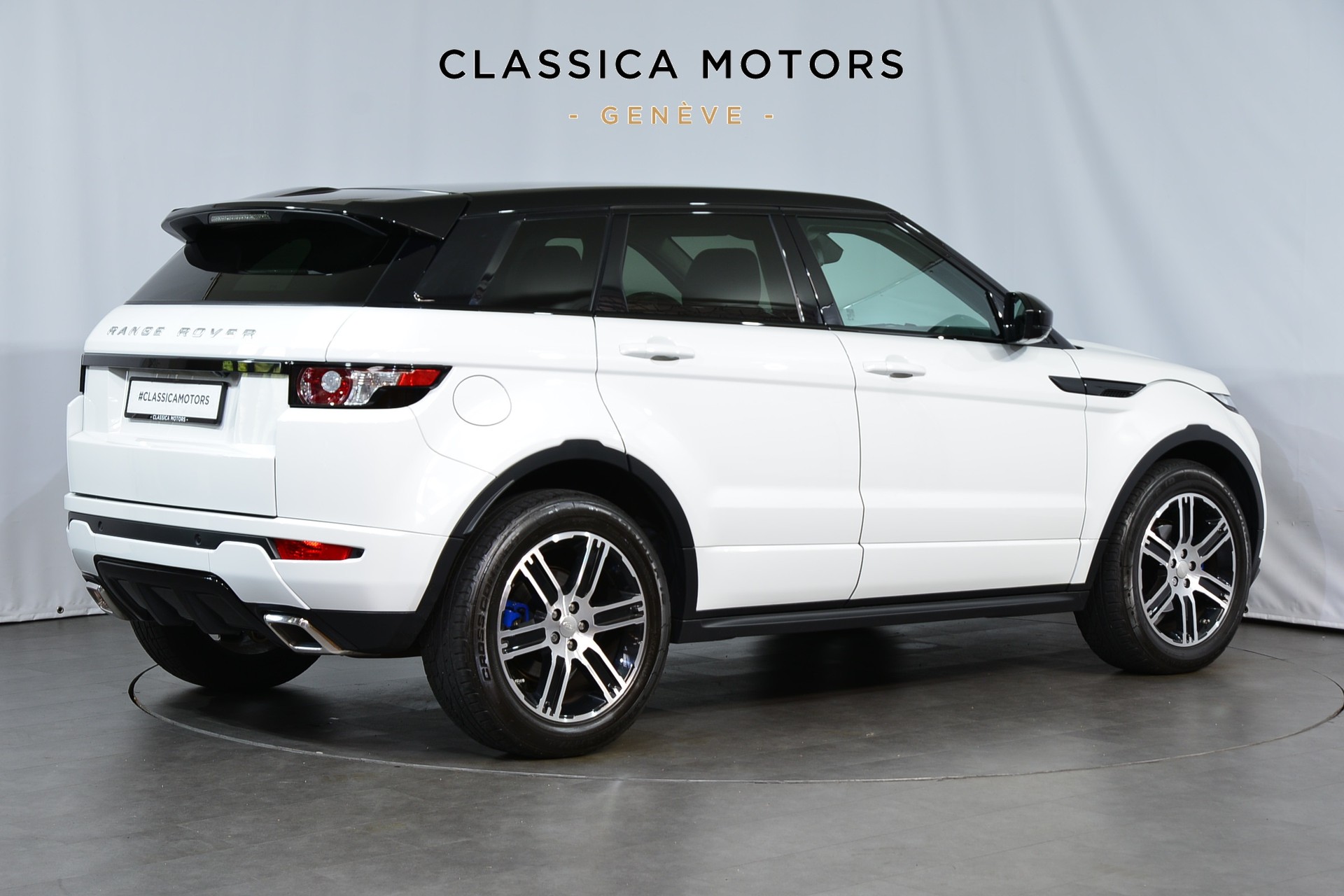 LAND ROVER Range Rover Evoque 2.2 TD4 Dynamic AT9-image-3