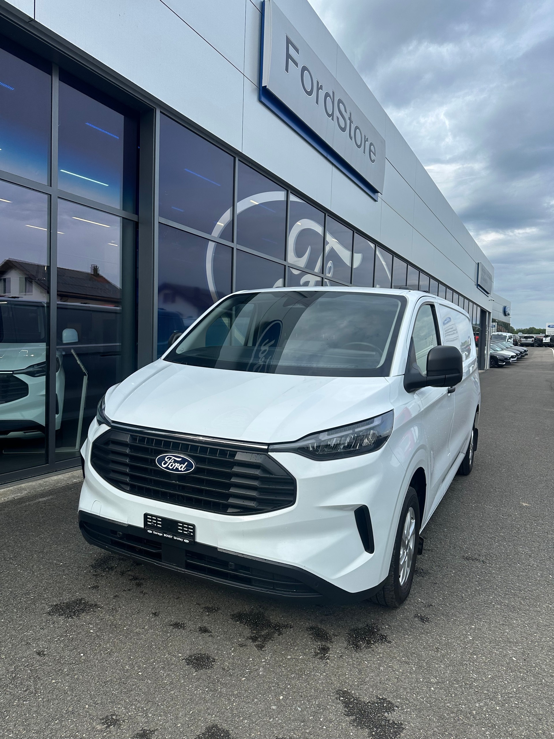 FORD Transit Custom Van 300 L2 2.0 EcoBlue 136 Trend