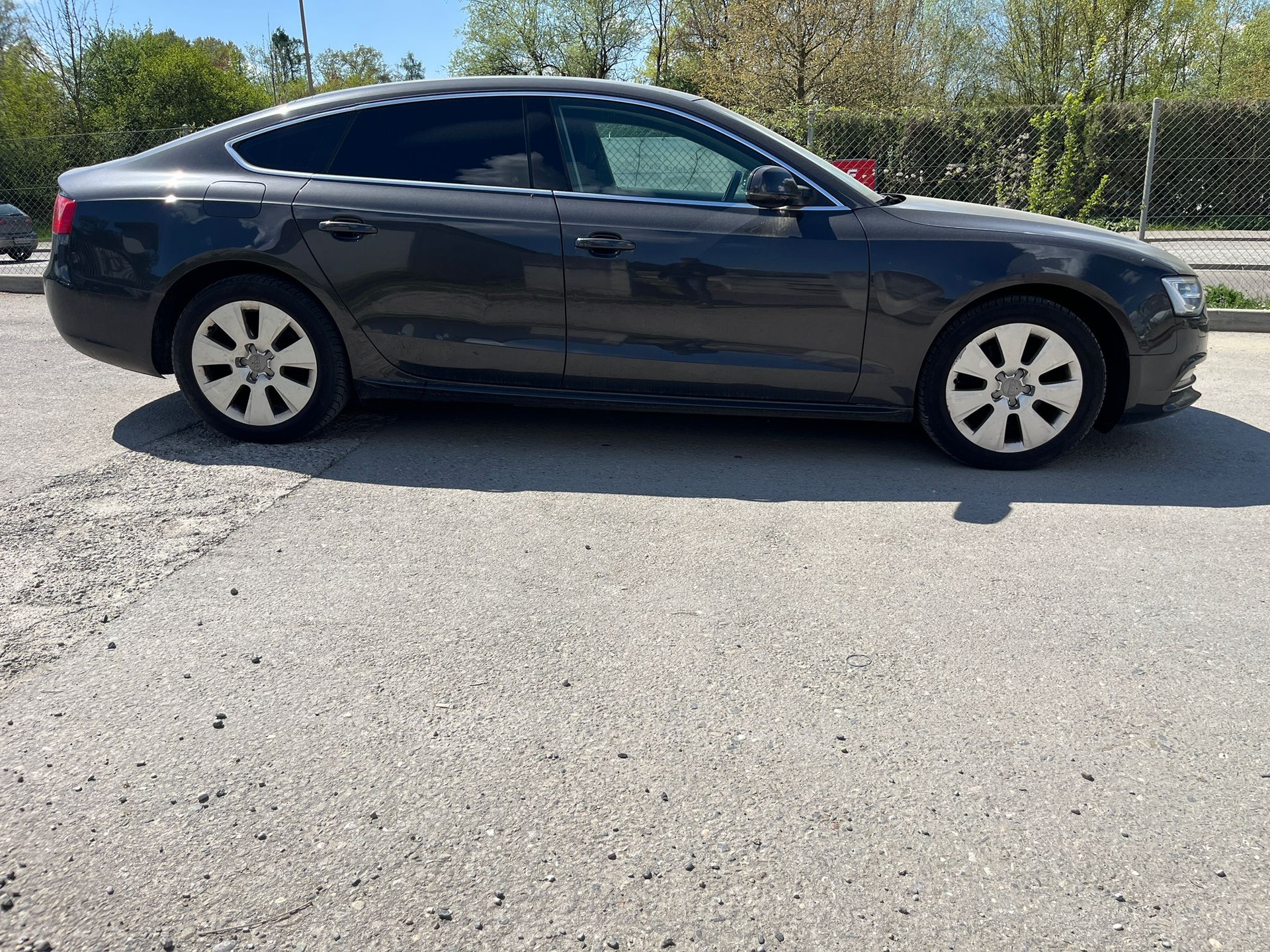 AUDI A5 Sportback 2.0 TDI-image-5
