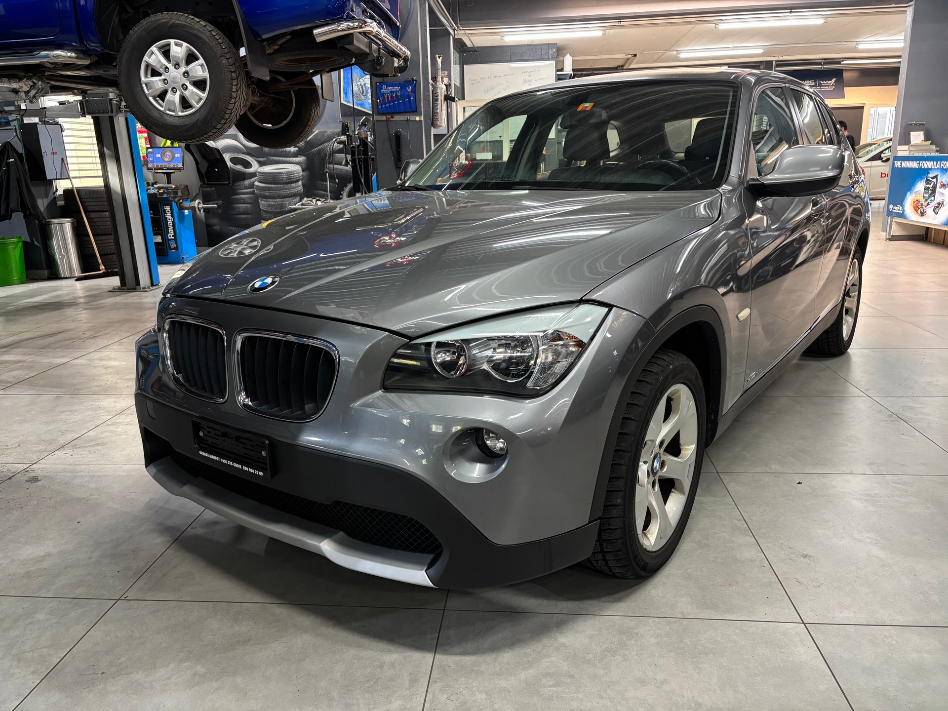 BMW X1 xDrive 18d Steptronic-image-0