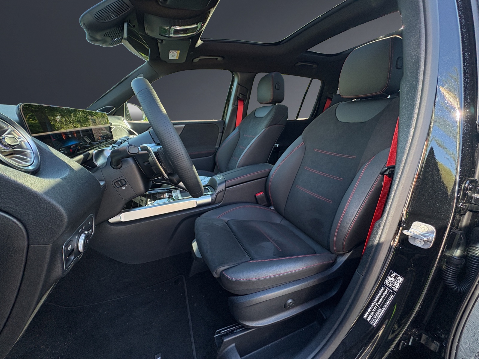 MERCEDES-BENZ GLB AMG 35 4Matic 8G-Tronic-image-10