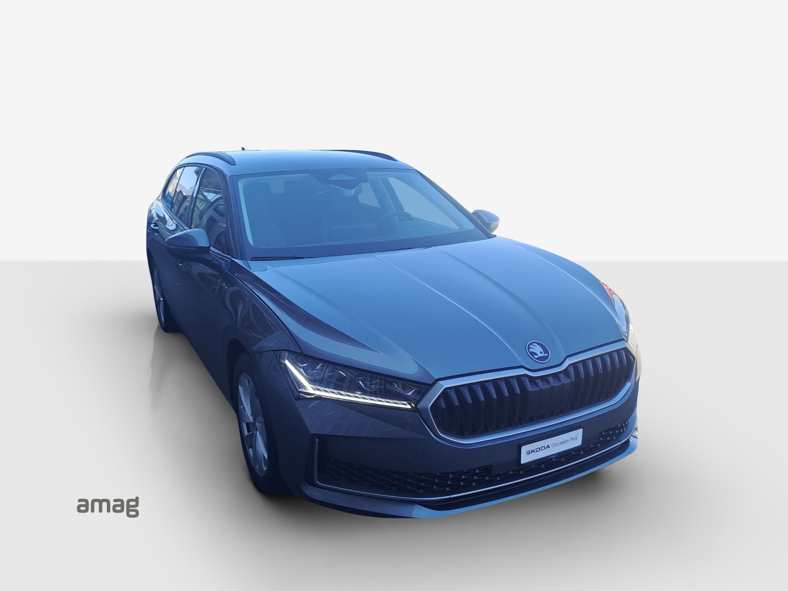 SKODA Superb Combi 2.0 TDi Selection 4x4 DSG-image-15