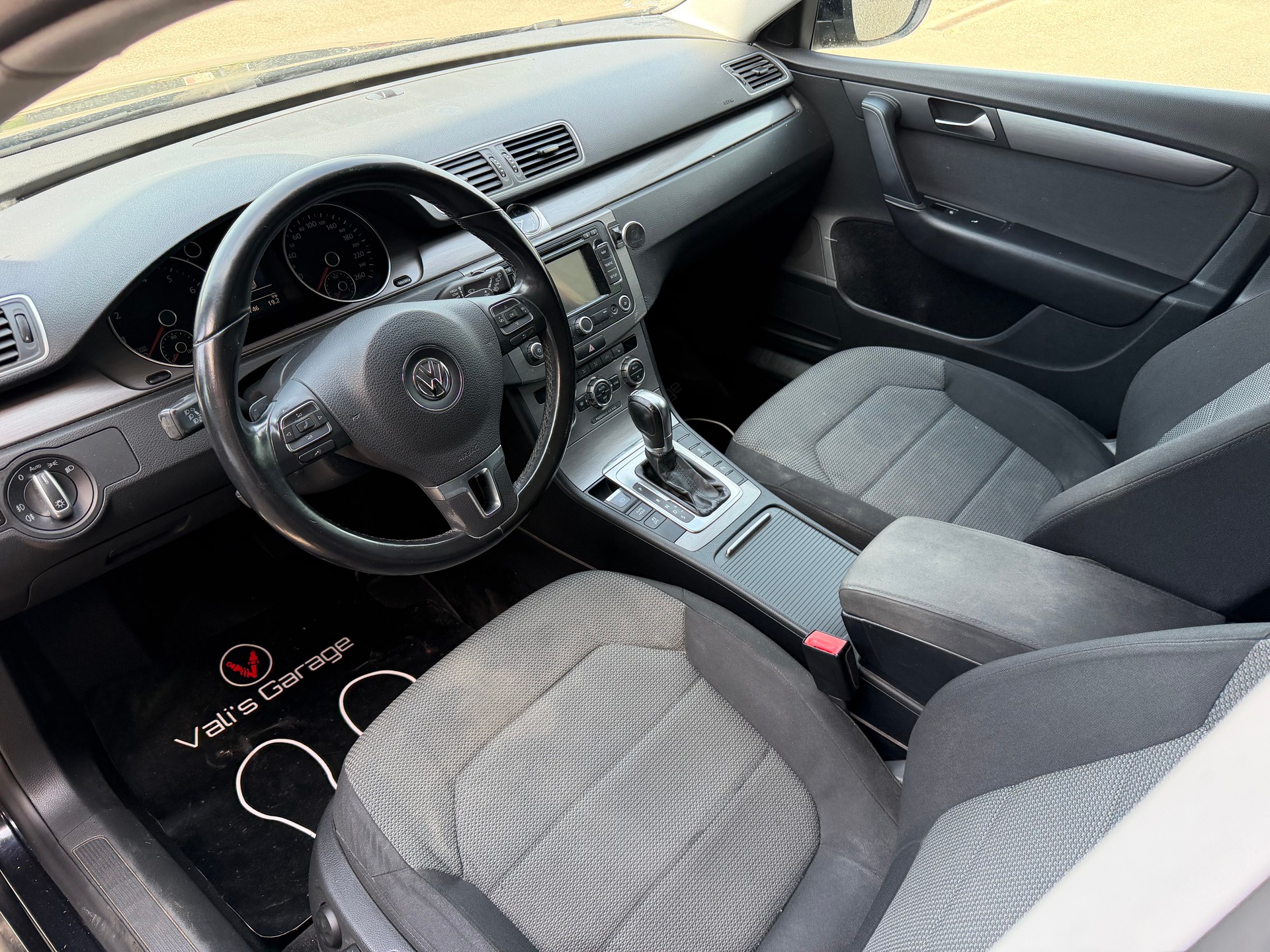VW Passat Variant 1.4 TSI BMT Comfortline DSG-image-7