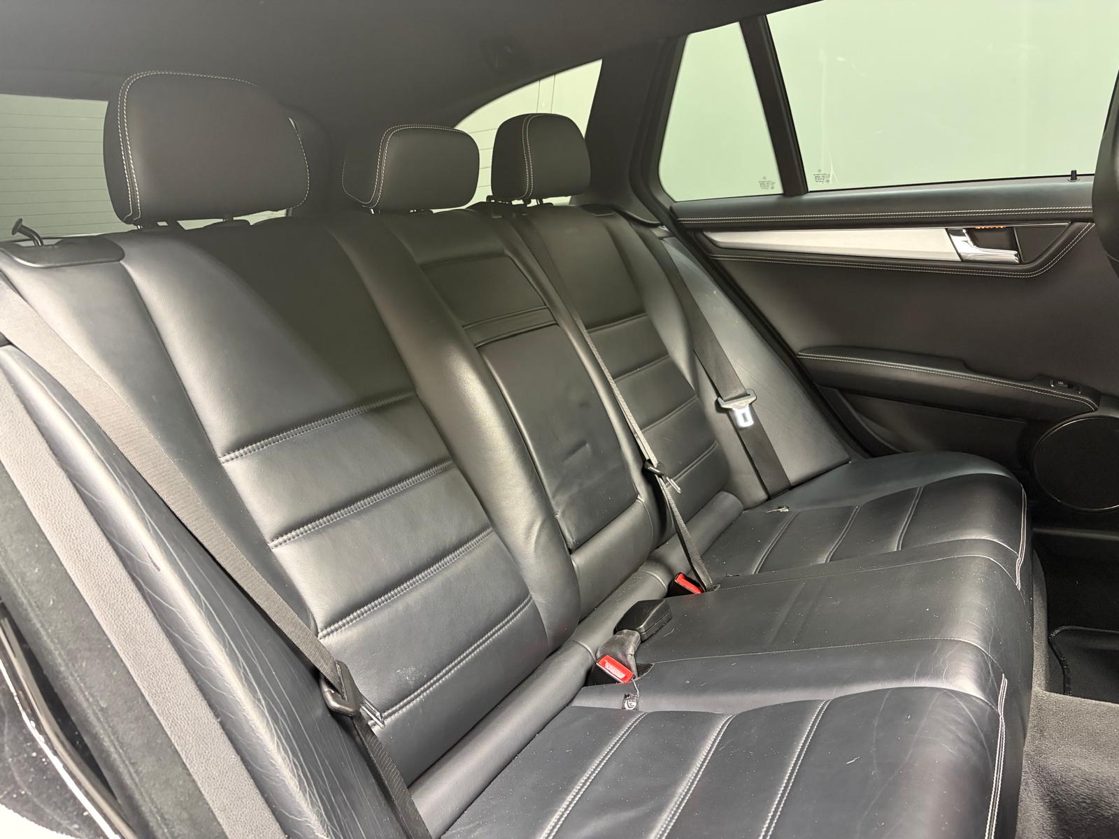 MERCEDES-BENZ C 63 AMG Avantgarde 7G-Tronic-image-17