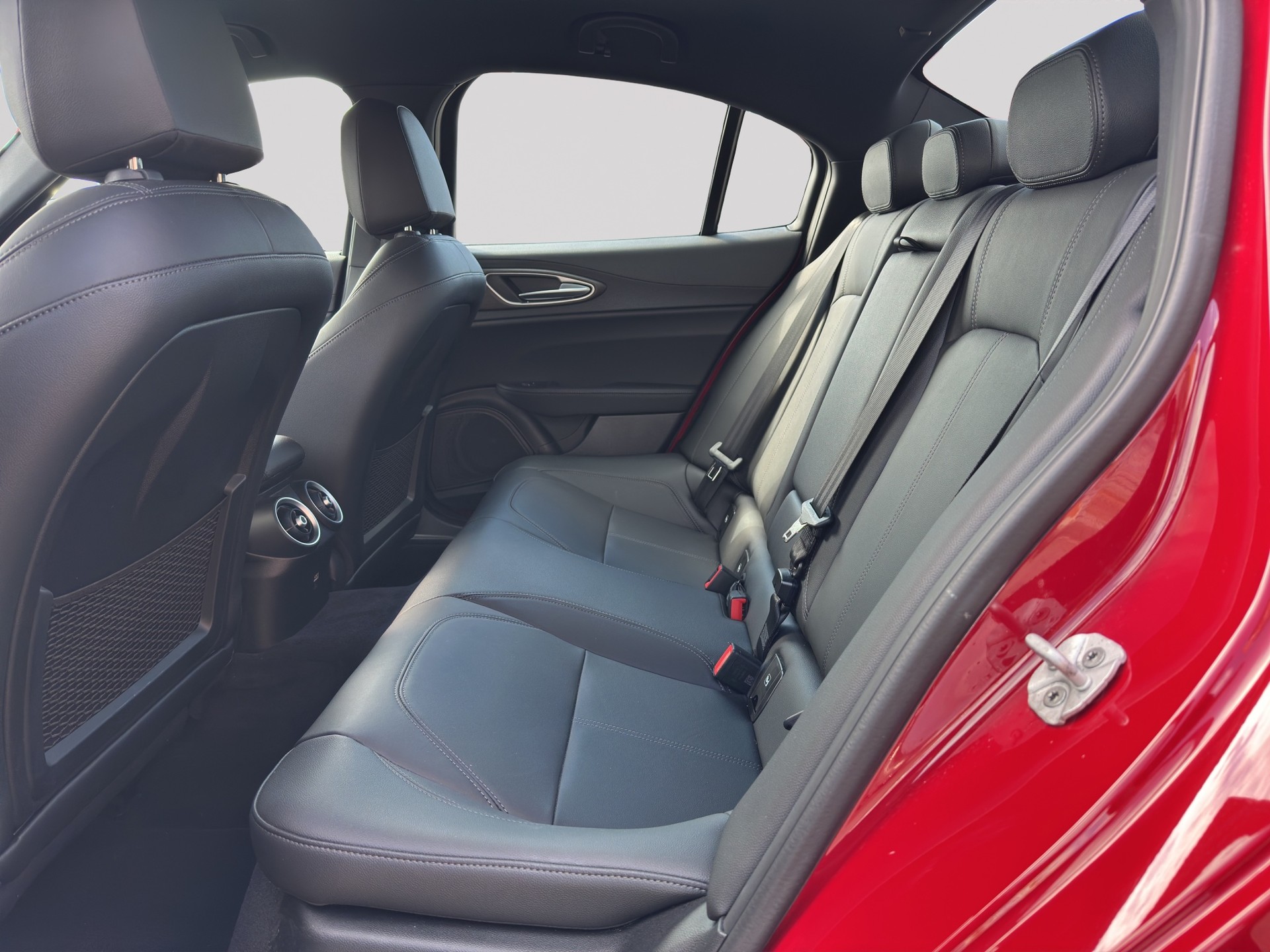 ALFA ROMEO Giulia 2.0 Ti Q4 AT8-image-7