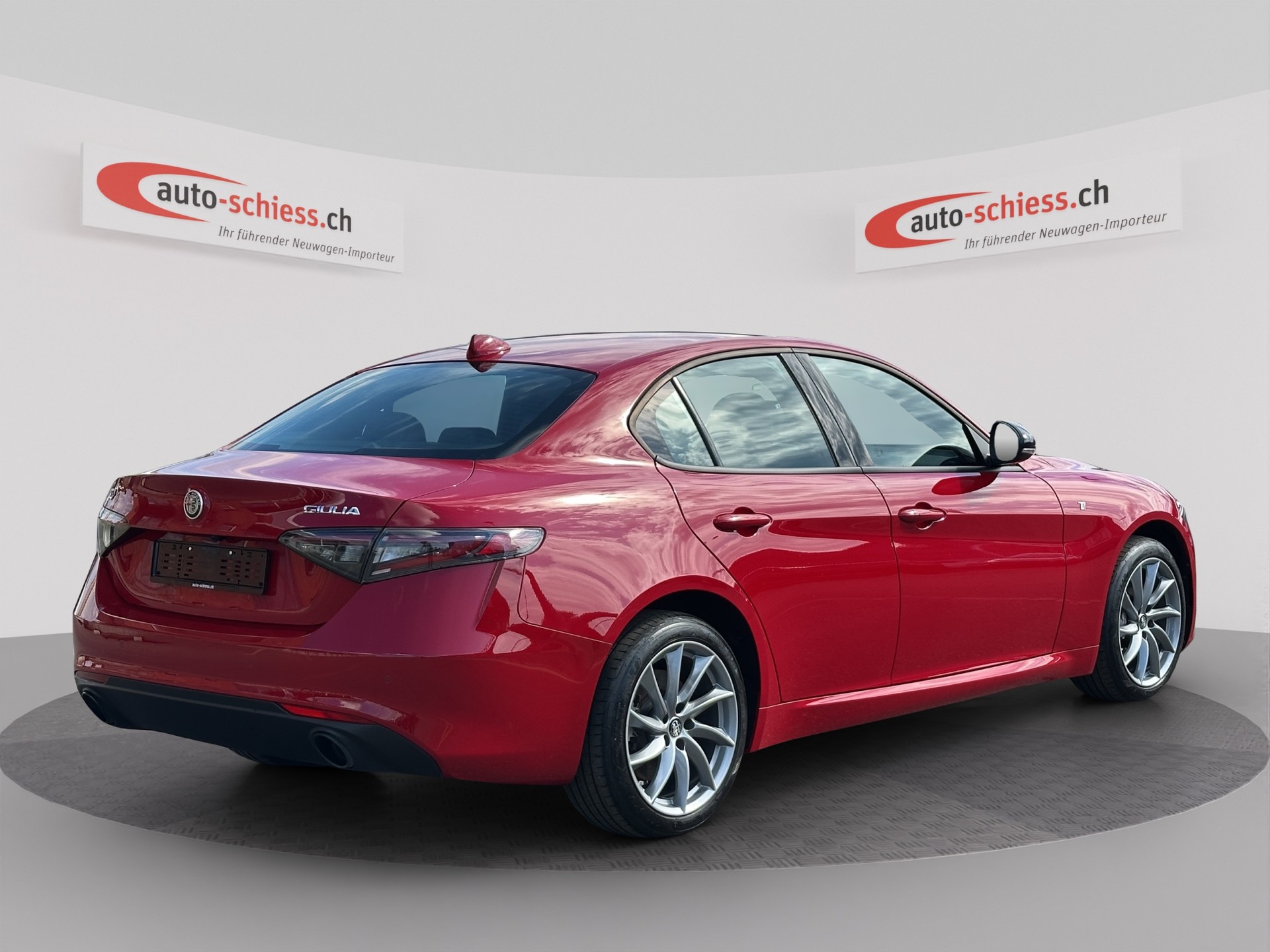 ALFA ROMEO Giulia 2.0 Ti Q4 AT8-image-4