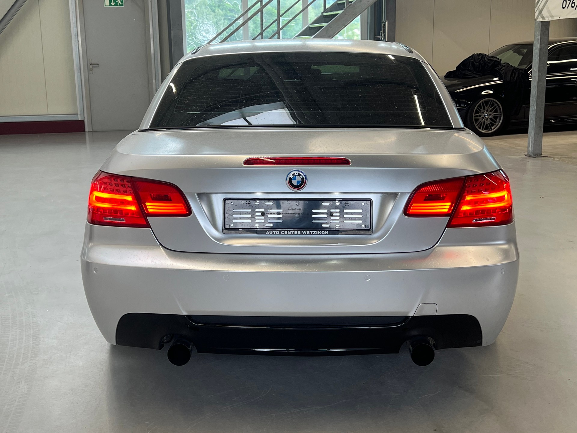 BMW 335i Cabriolet DSG-image-4