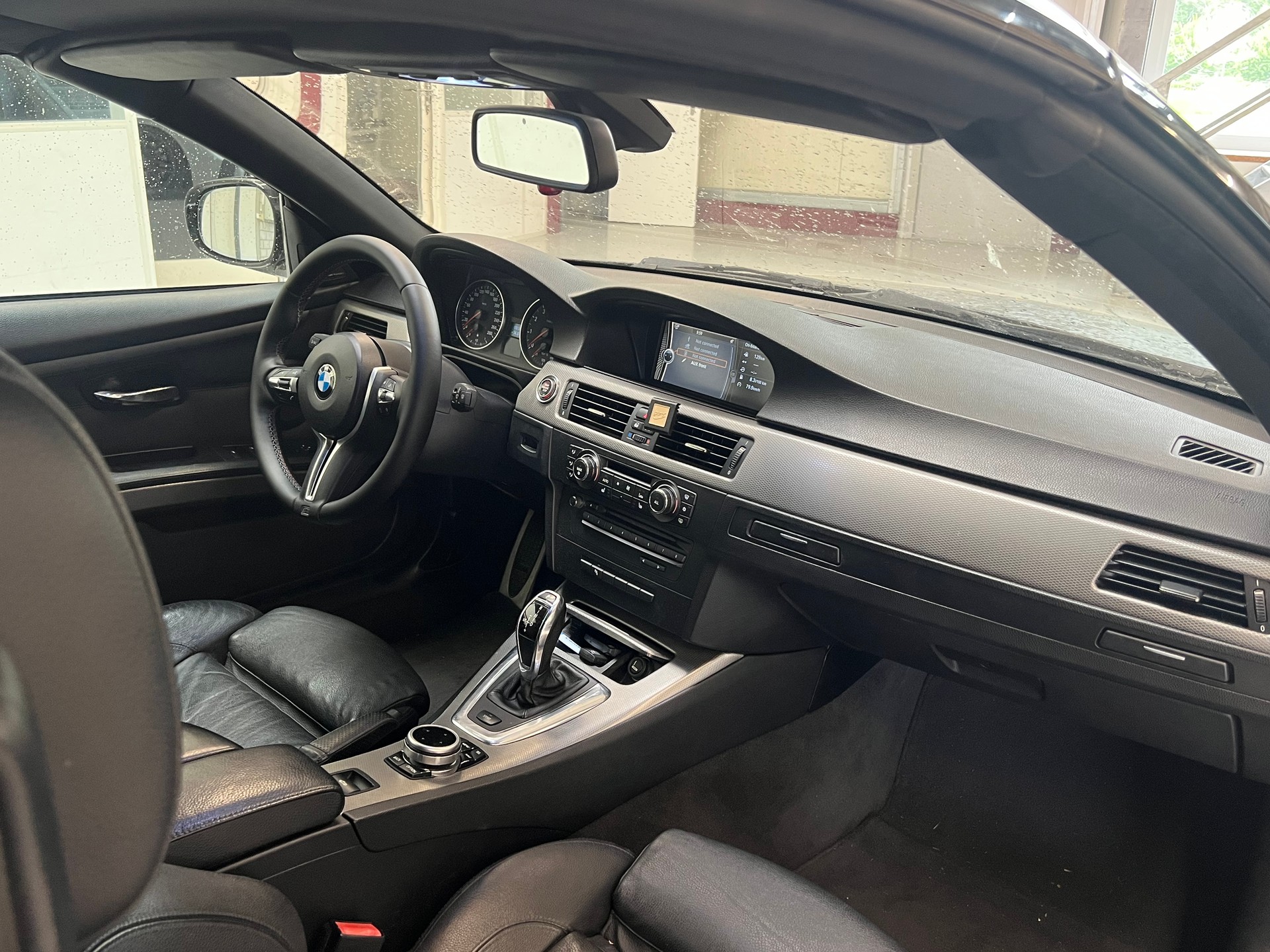 BMW 335i Cabriolet DSG-image-8