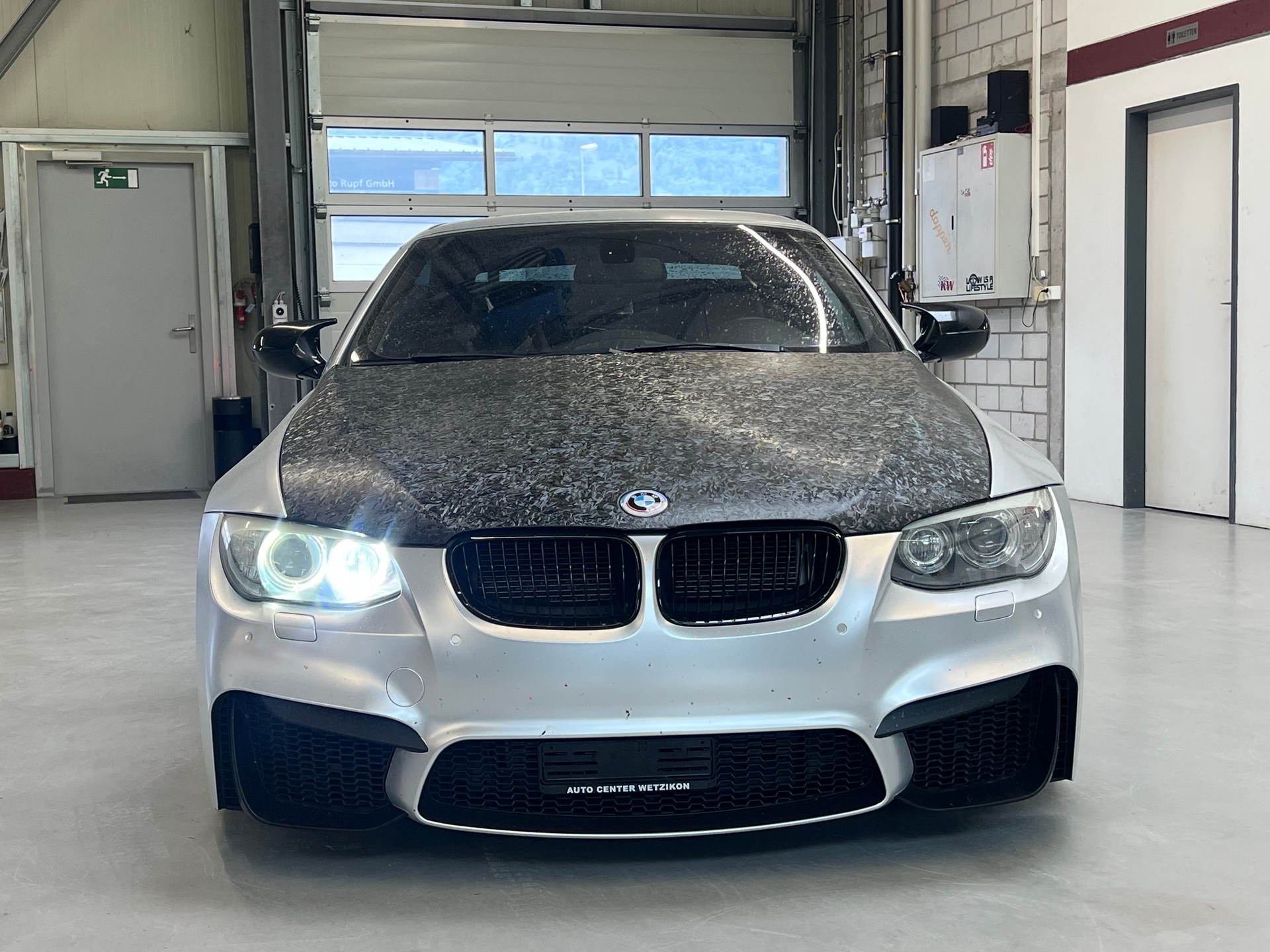 BMW 335i Cabriolet DSG-image-1