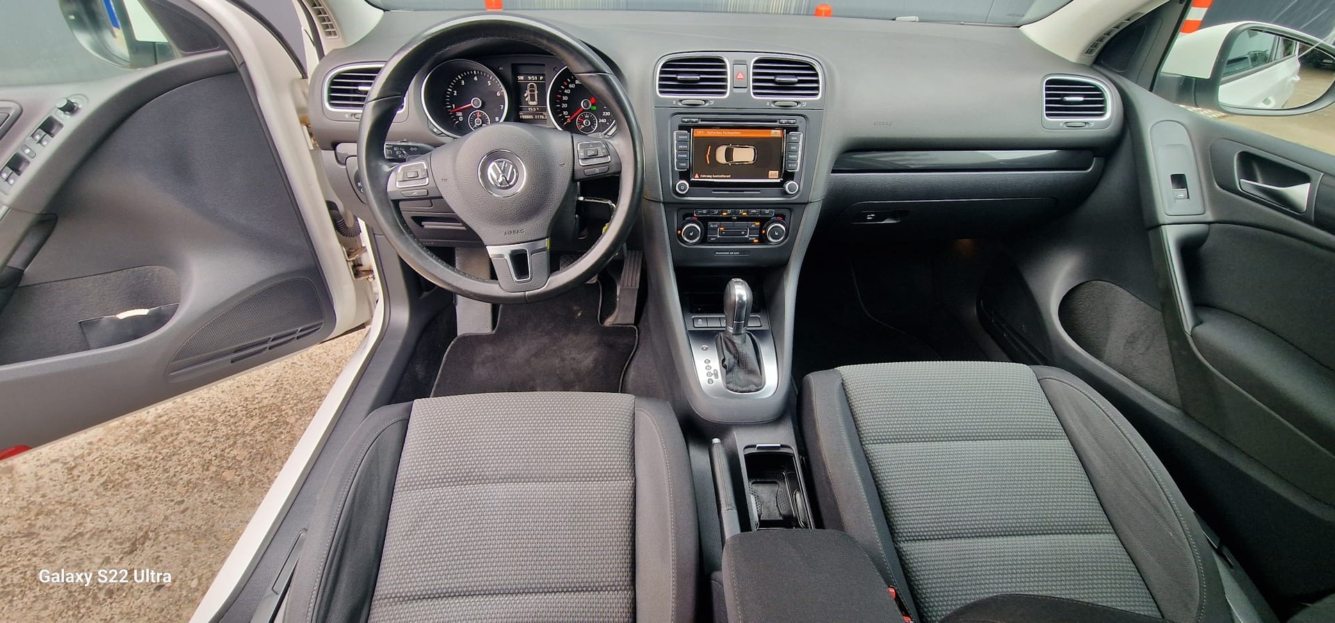 VW Golf 1.4 TSI Team DSG-image-14