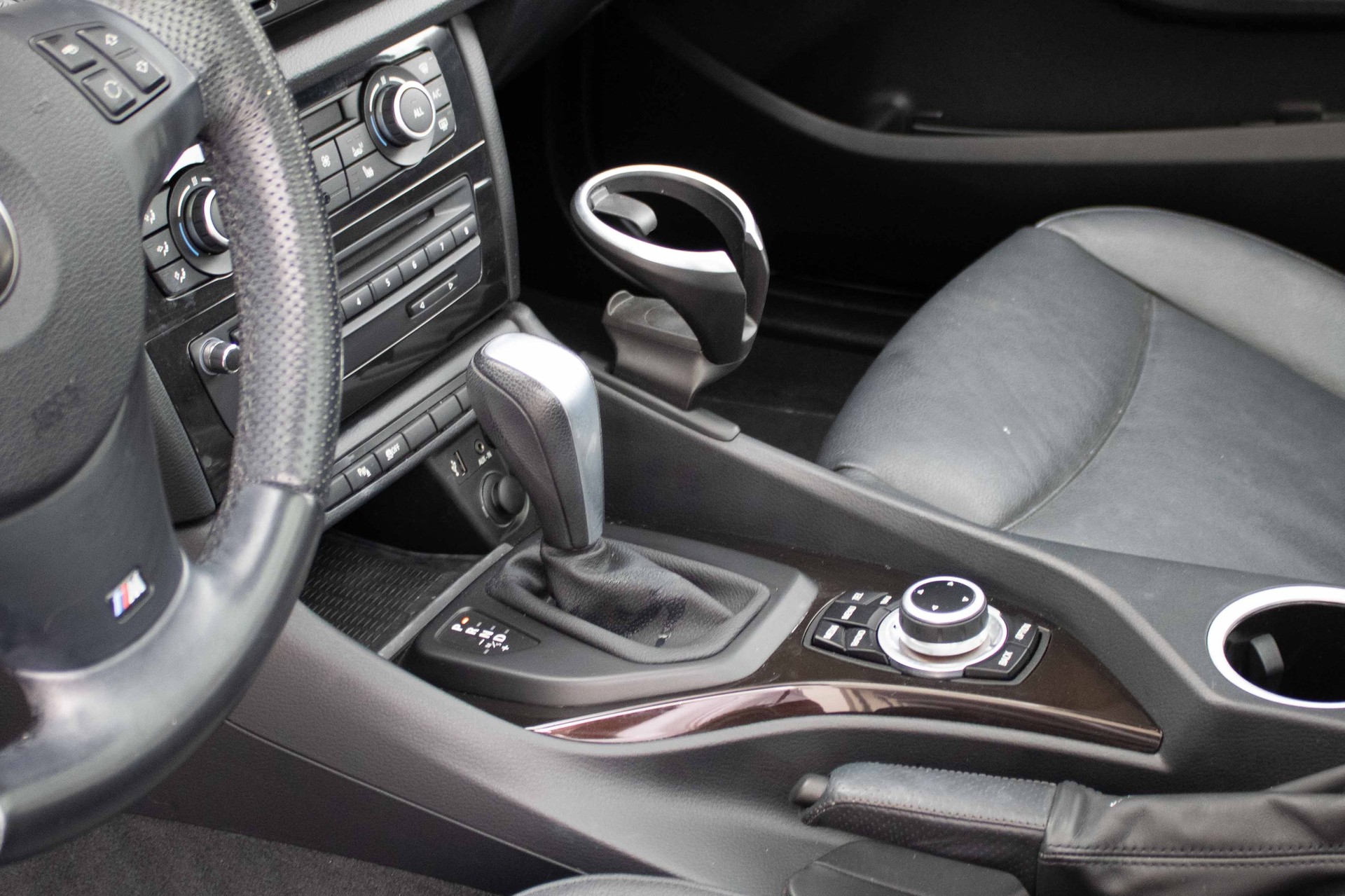 BMW X1 sDrive 18i Steptronic-image-9