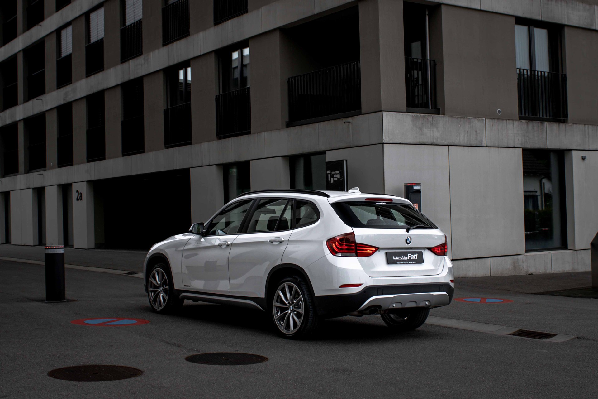 BMW X1 sDrive 18i Steptronic-showroom-element-1