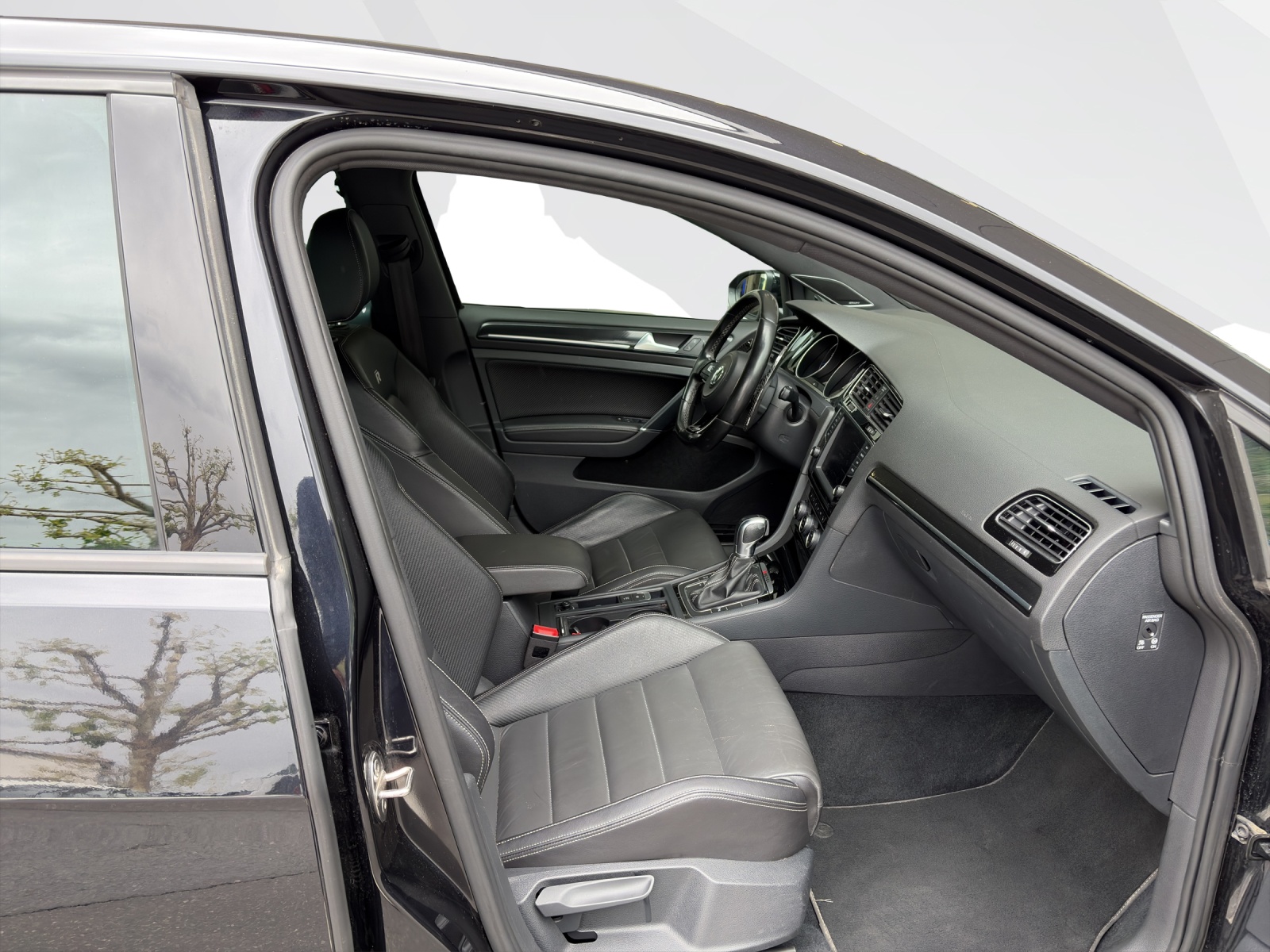 VW Golf VII 2.0 TSI R360S DSG 4motion-image-15
