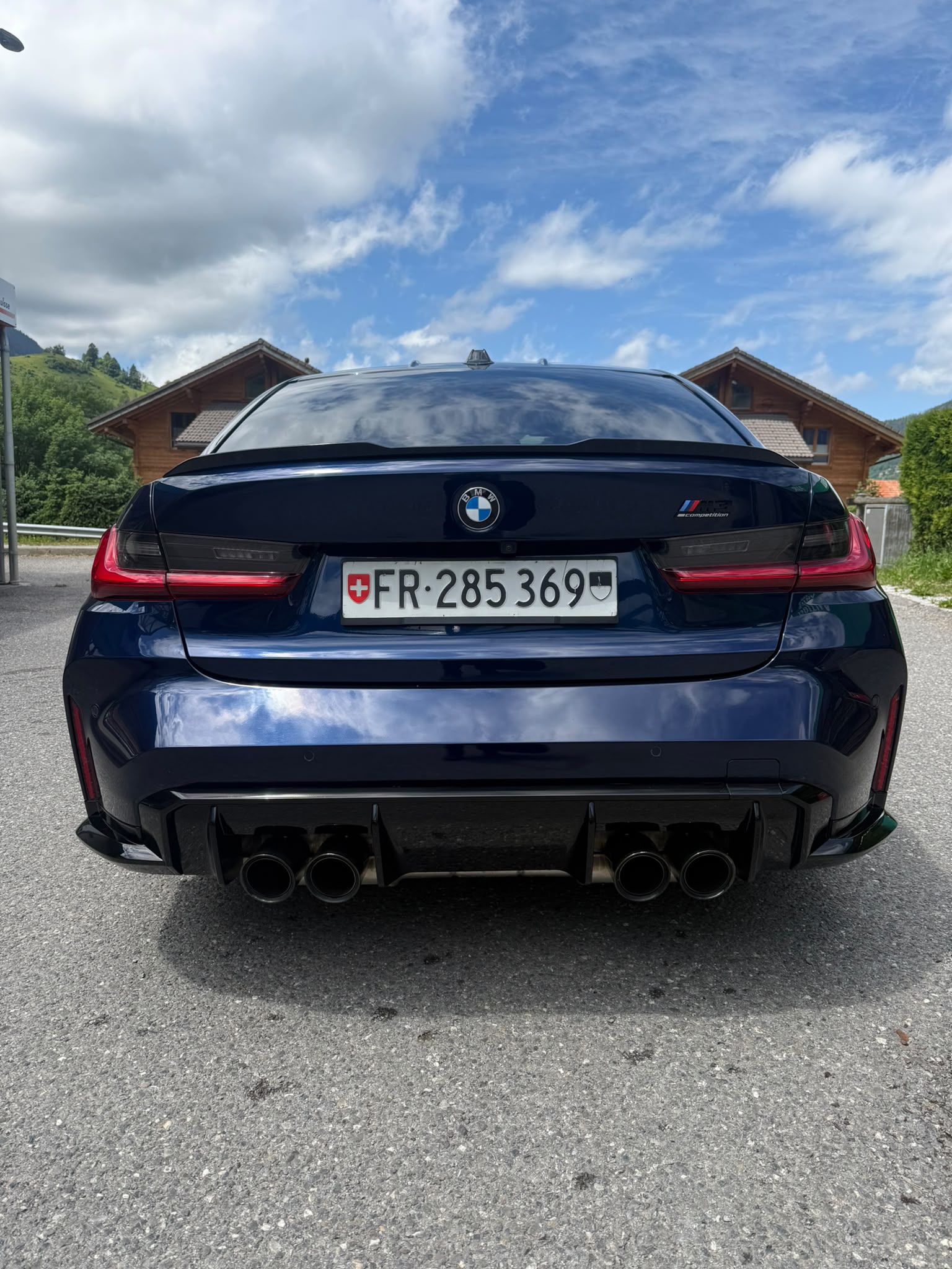 BMW M3 Competition xDrive-image-7