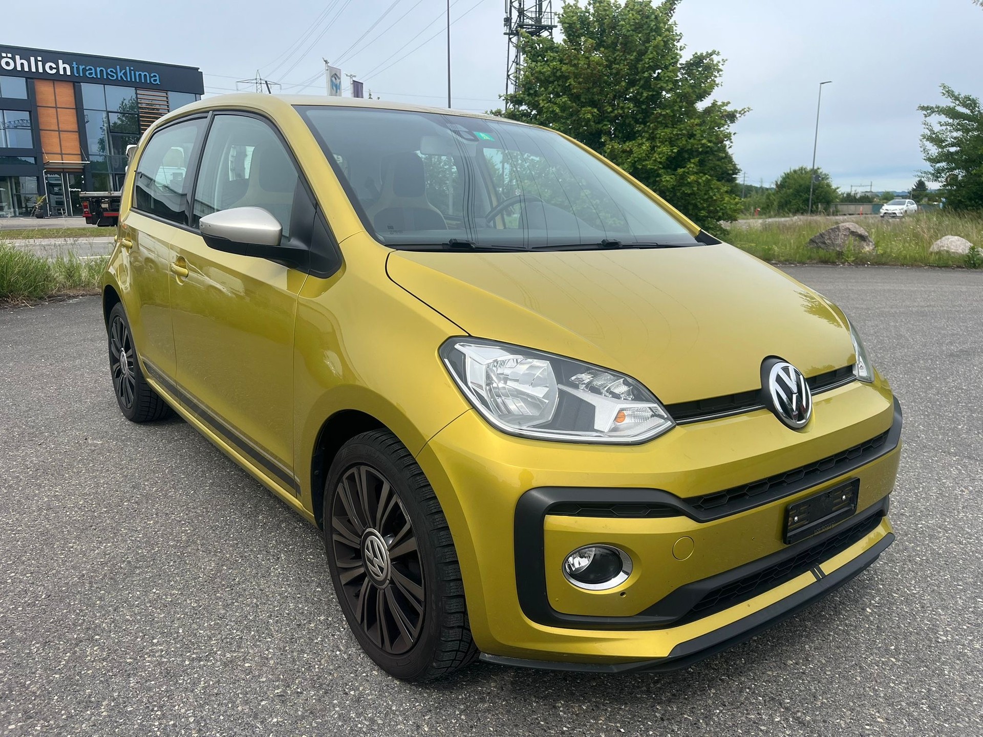 VW Up 1.0 TSI BMT high up 90 PS-image-1