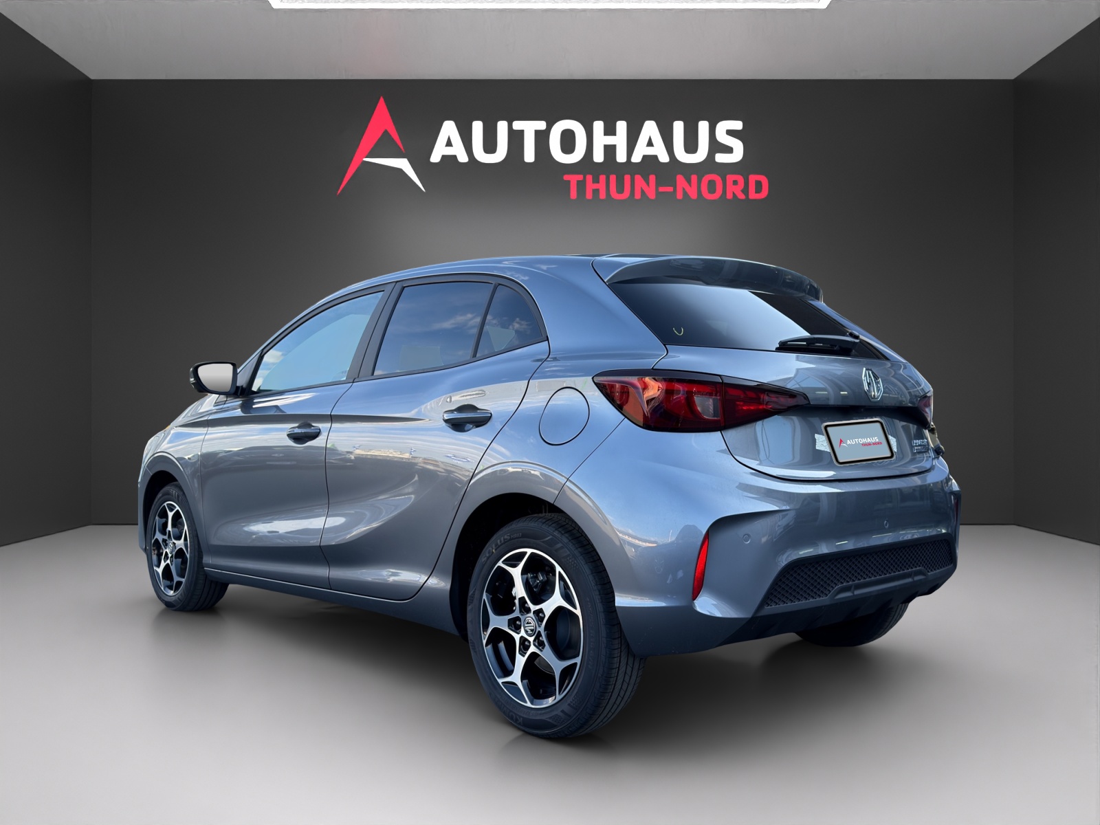 MG 3 1.5 Hybrid Luxury-image-2