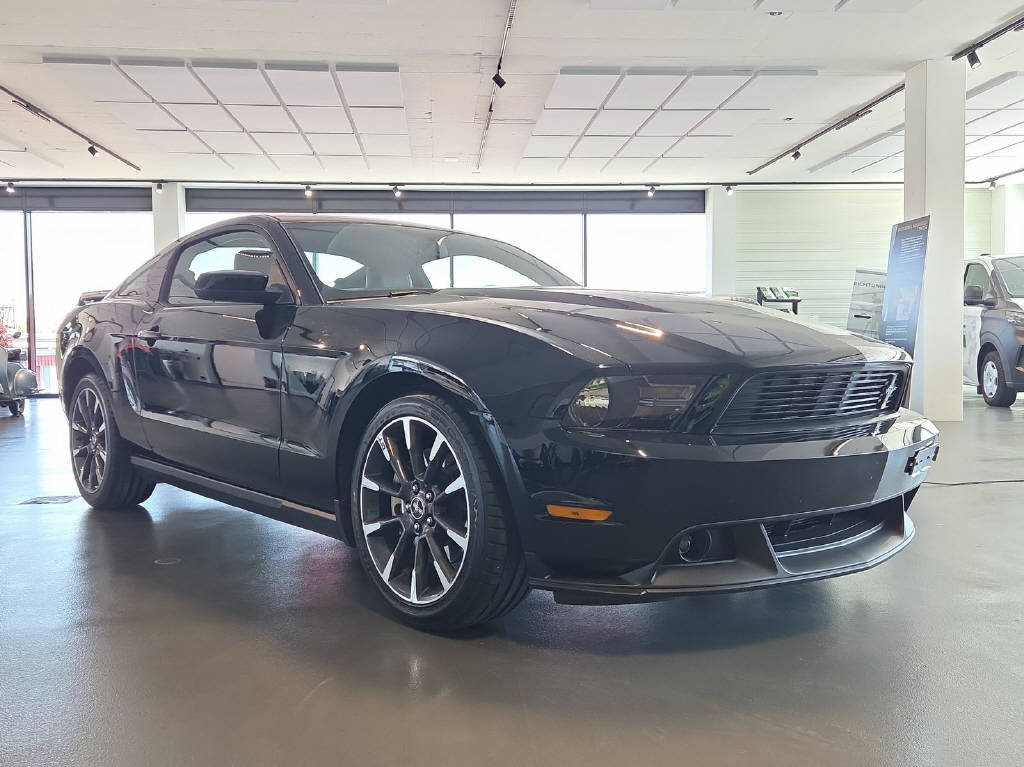 FORD Mustang Coupé 5.0 V8 GT Premium-image-1
