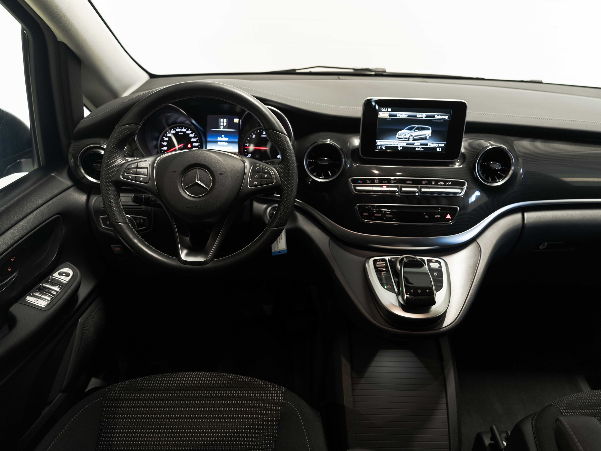 MERCEDES-BENZ Marco Polo Horizon 220 d Automat-image-19