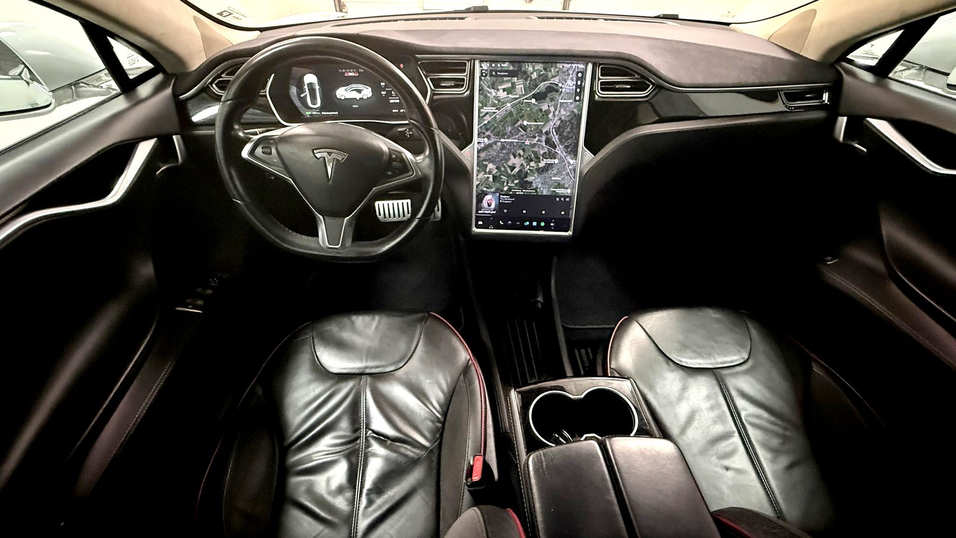 TESLA Model S 90 D Performance FREE SUPERCHARGER-image-10