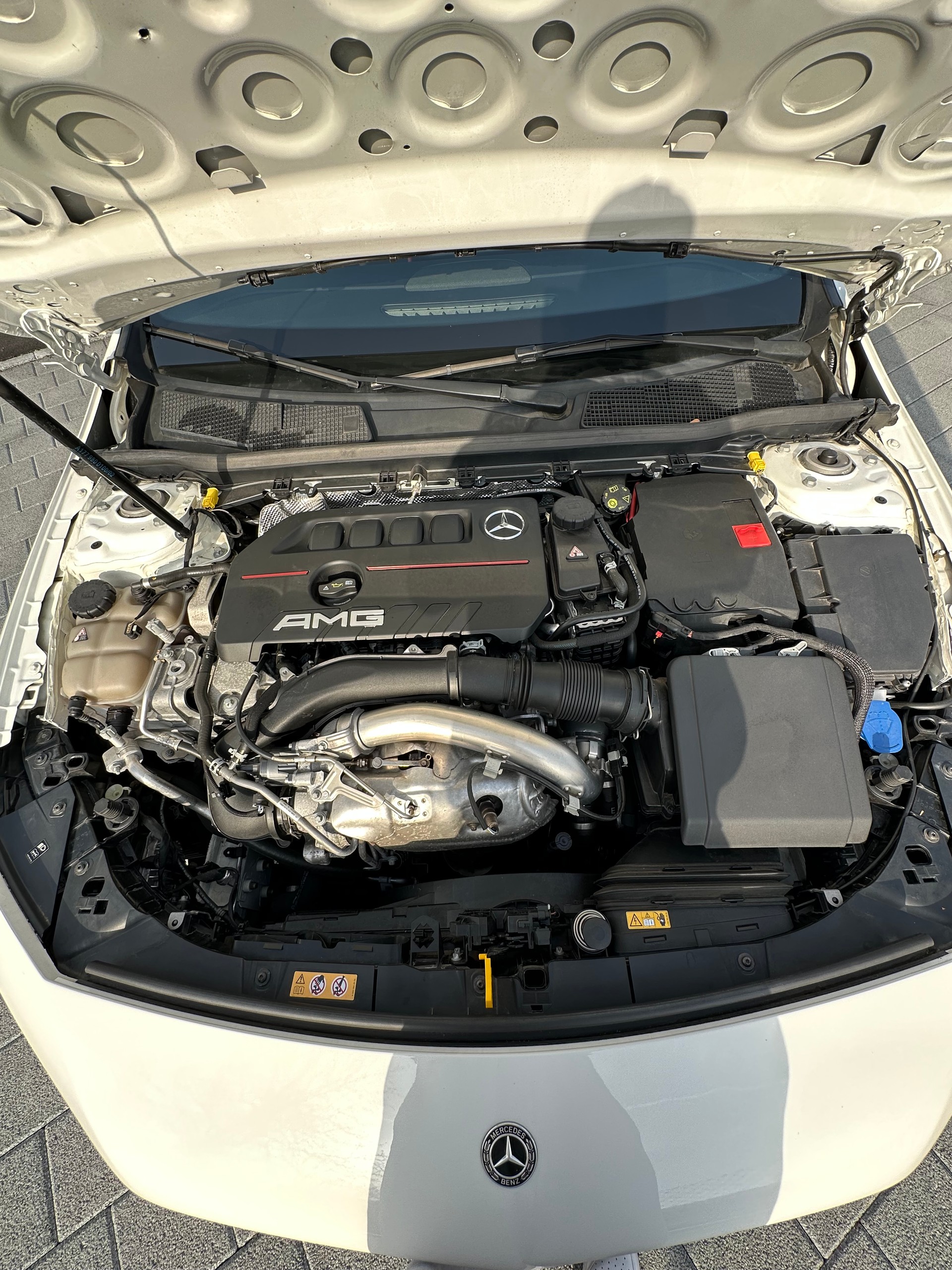MERCEDES-BENZ A 35 AMG 4matic-image-5