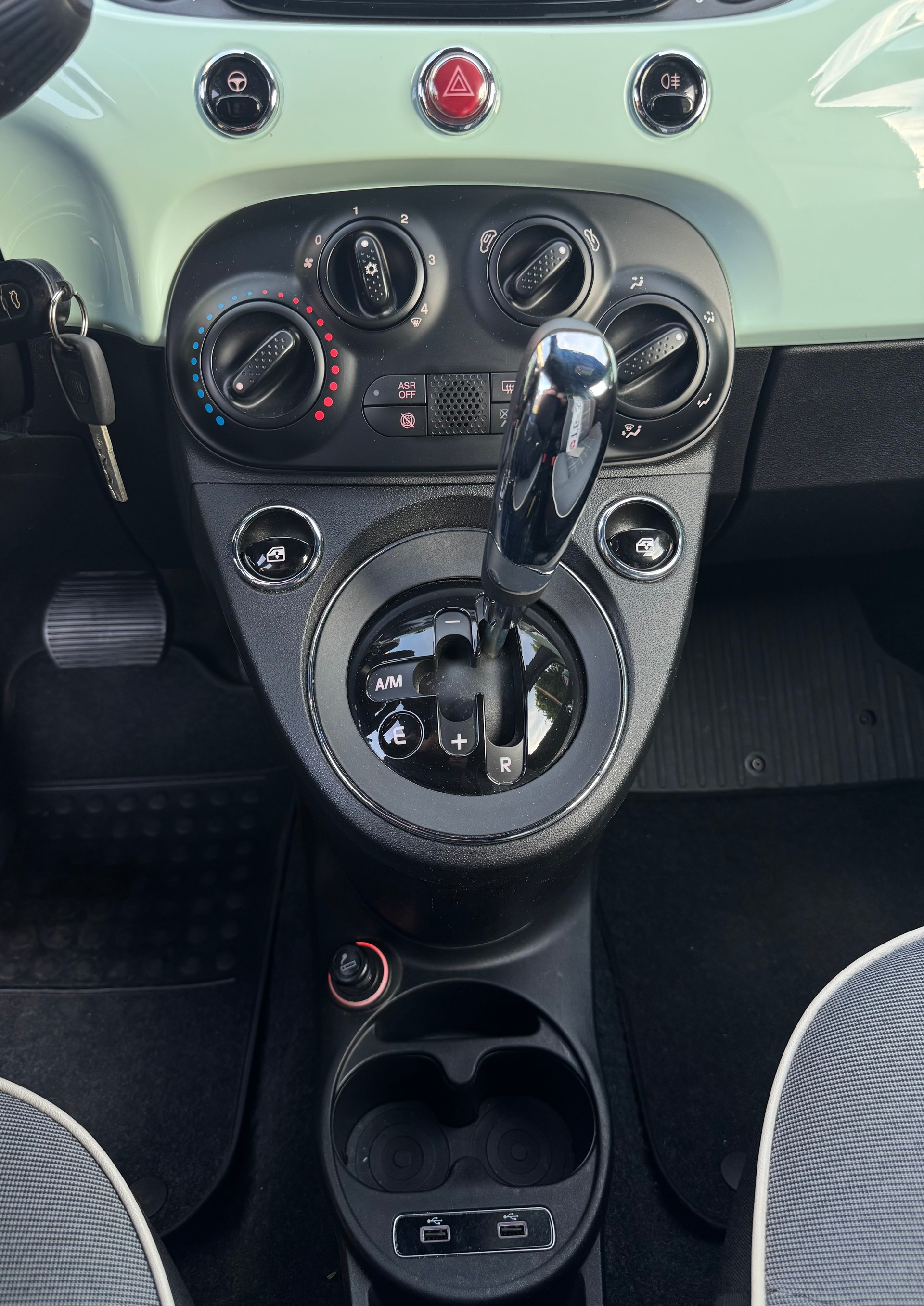 FIAT 500 1.2 Lounge Dualogic-image-12