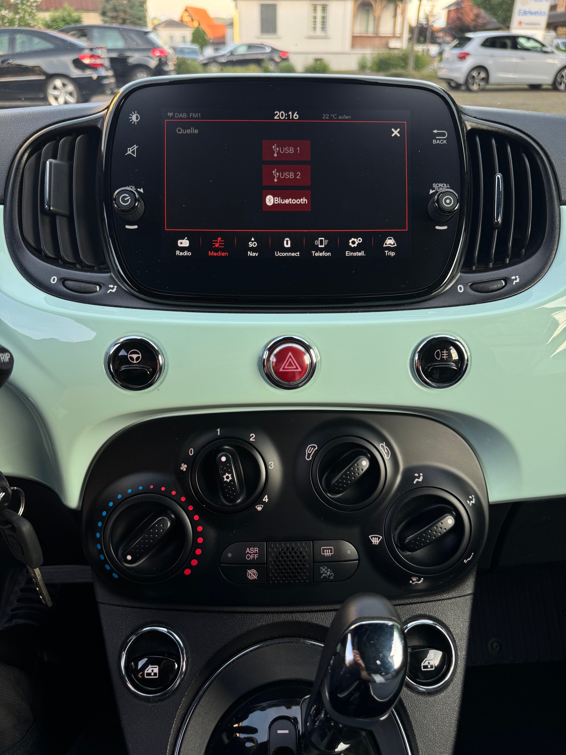 FIAT 500 1.2 Lounge Dualogic-image-11
