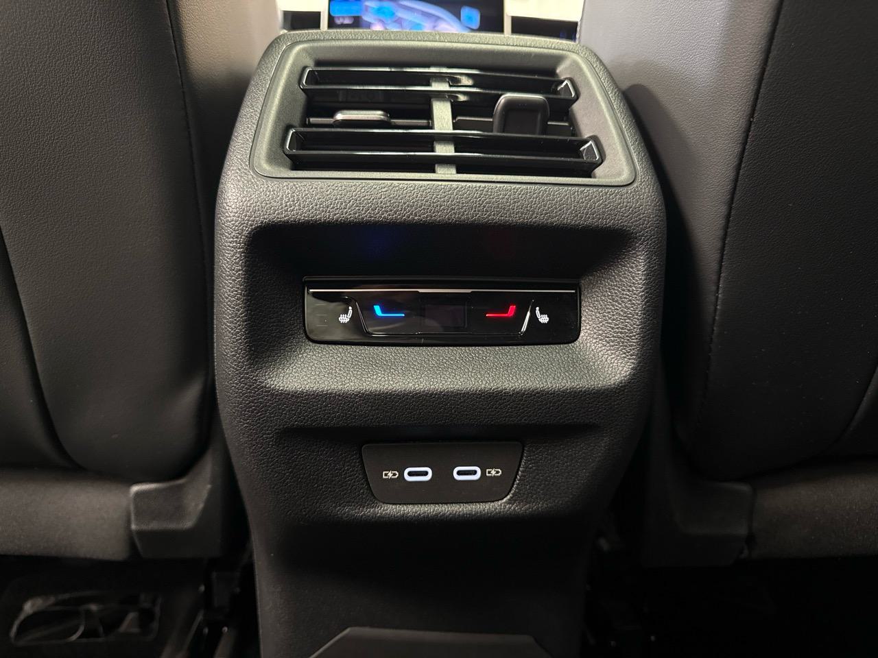 VW Tiguan 2.0 TDI SCR R-Line 4Motion "Black Style"-image-15