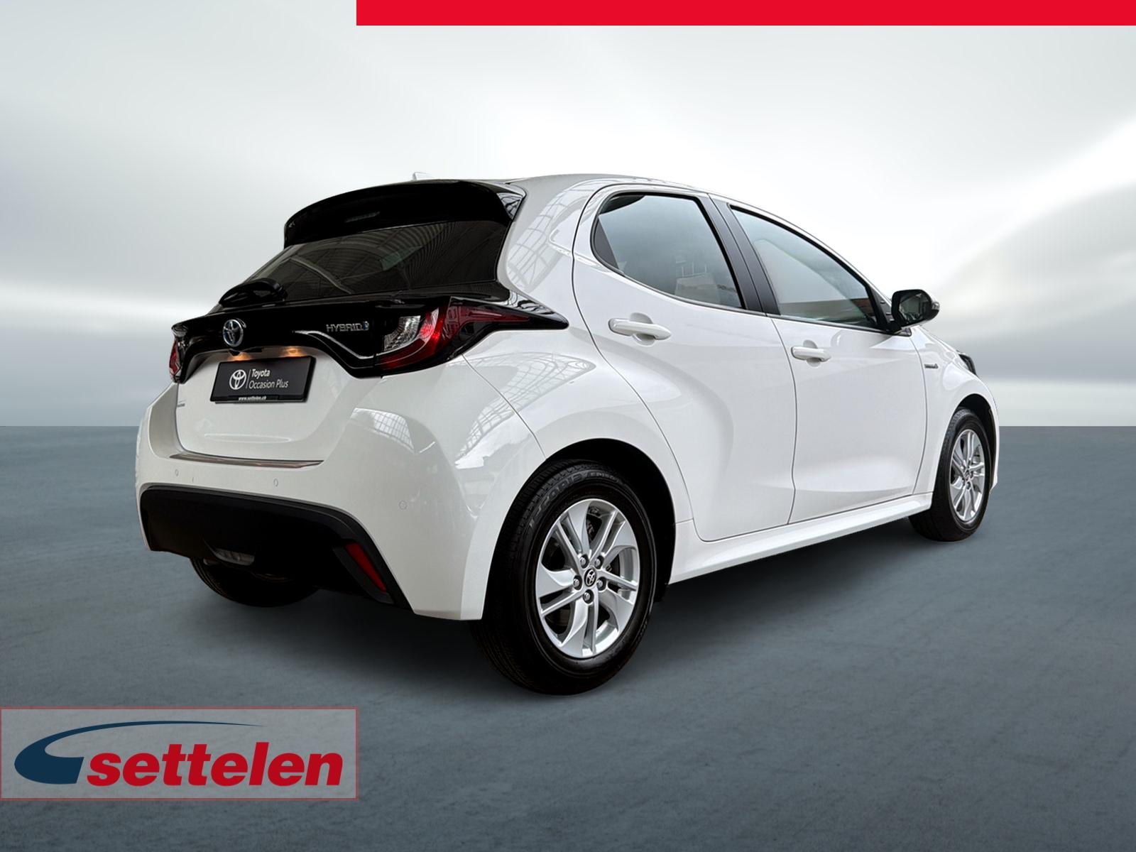 TOYOTA Yaris 1.5 VVT-i HSD Trend-image-4