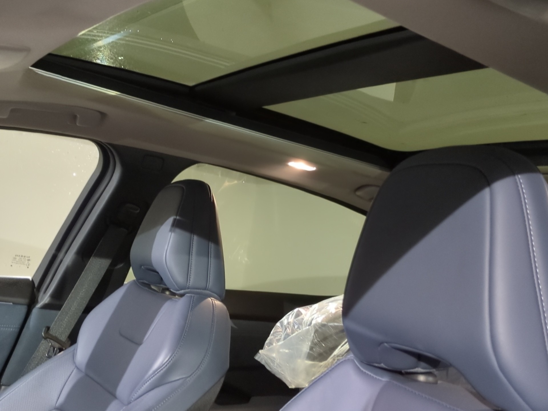 NISSAN Ariya 87 kWh e-4orce Evolve400 Allrad-image-21