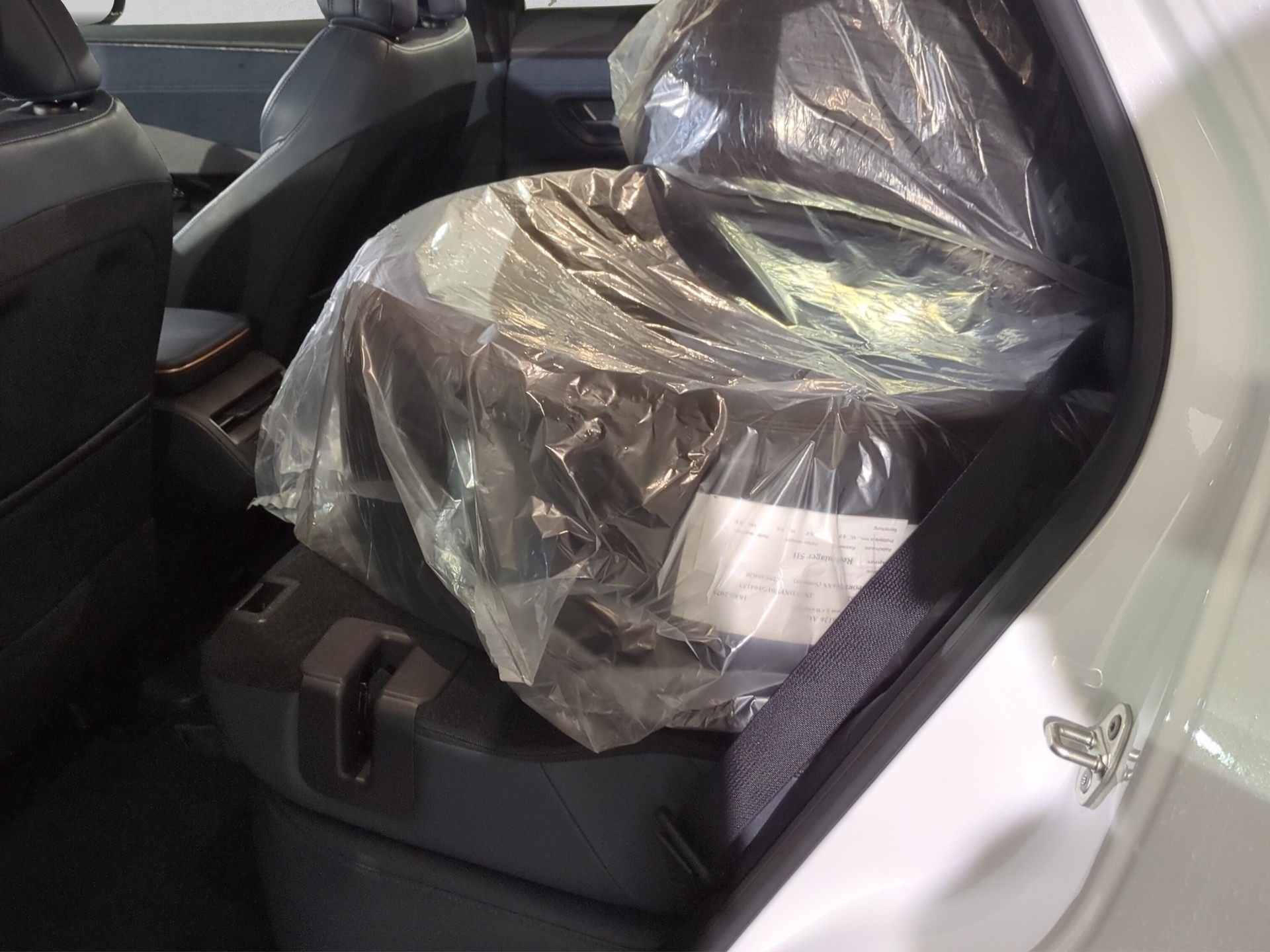 NISSAN Ariya 87 kWh e-4orce Evolve400 Allrad-image-14