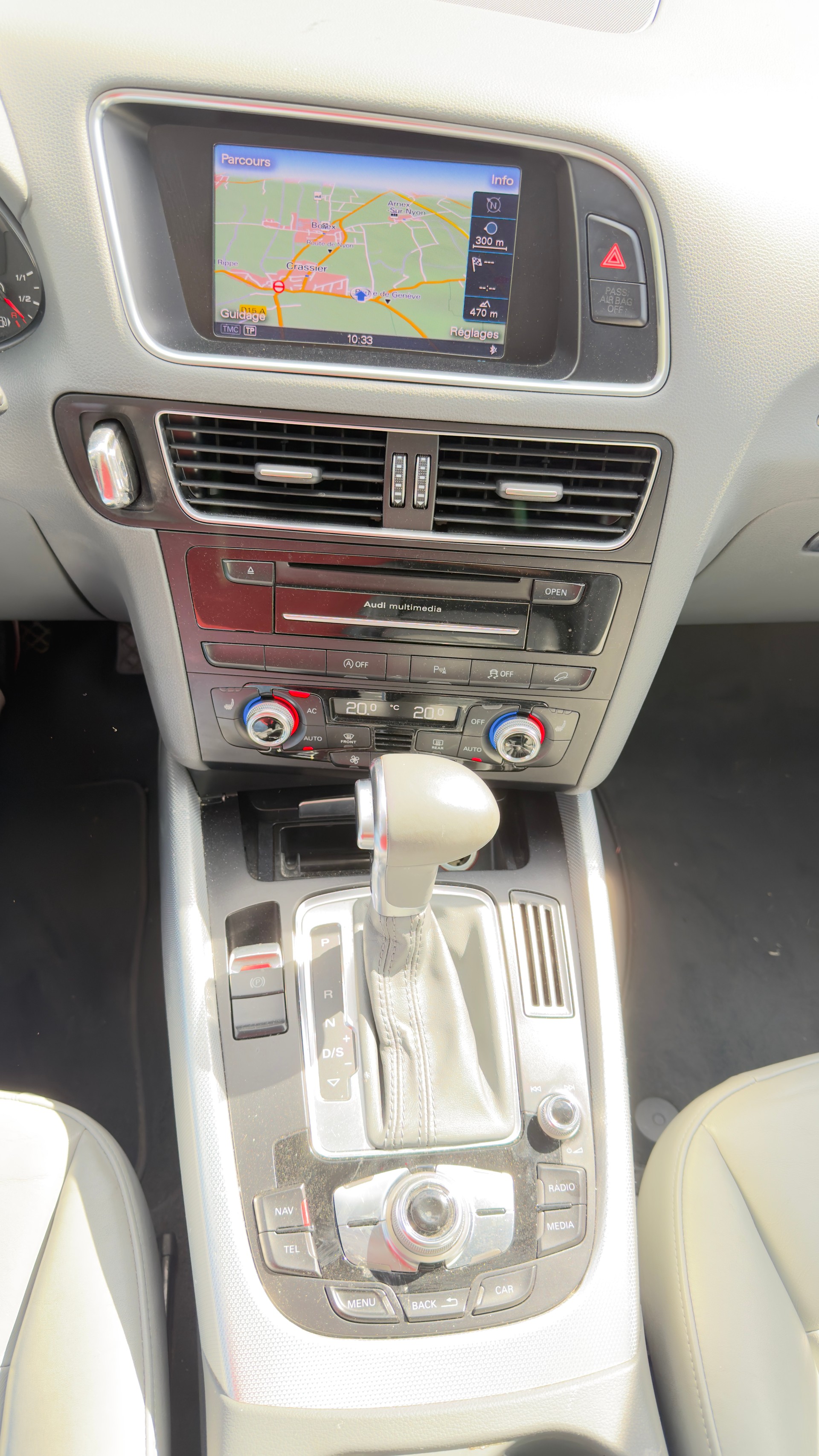 AUDI Q5 2.0 TFSI quattro tiptronic-image-9