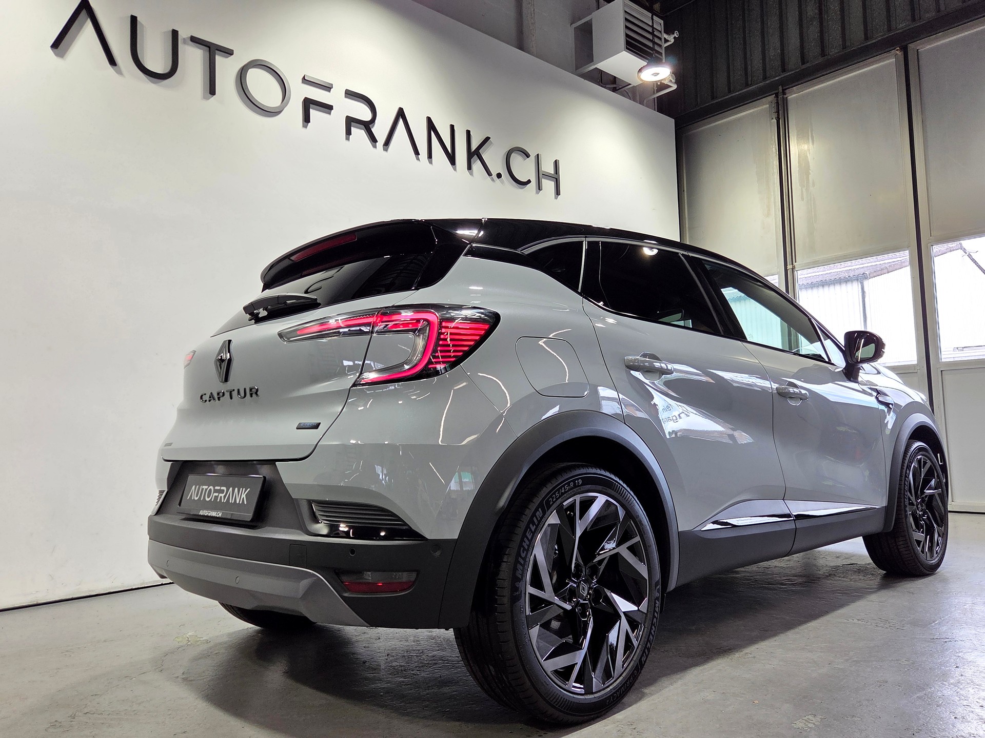RENAULT Captur 1.6 E-Tech esprit Alpine-image-2