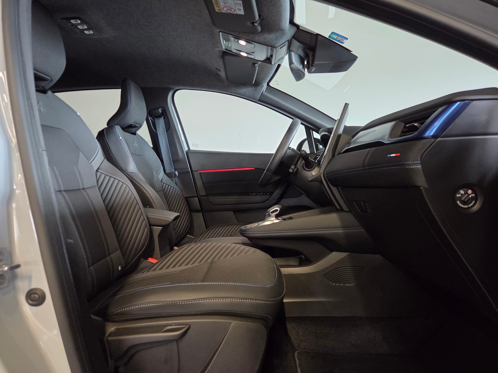 RENAULT Captur 1.6 E-Tech esprit Alpine-image-23