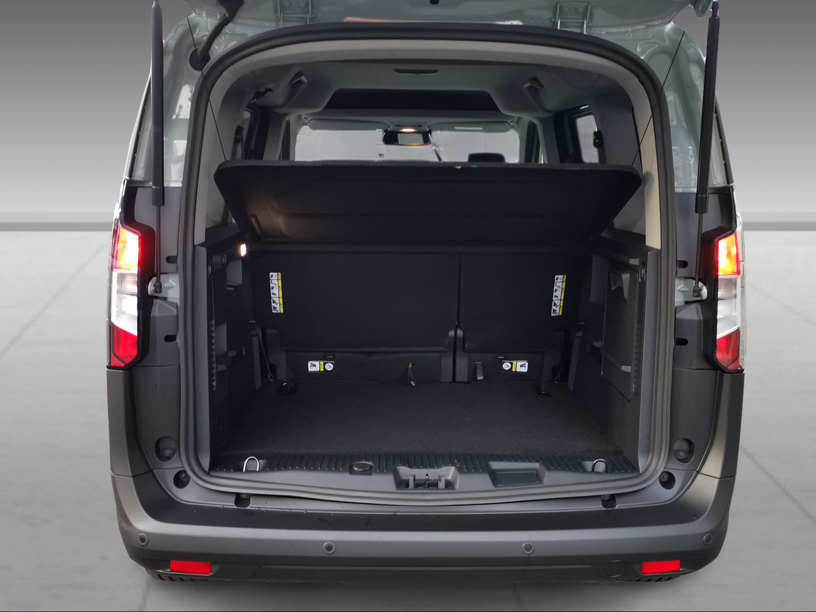 FORD Tourneo Courier 1.0 EcoBoost Titanium-image-12