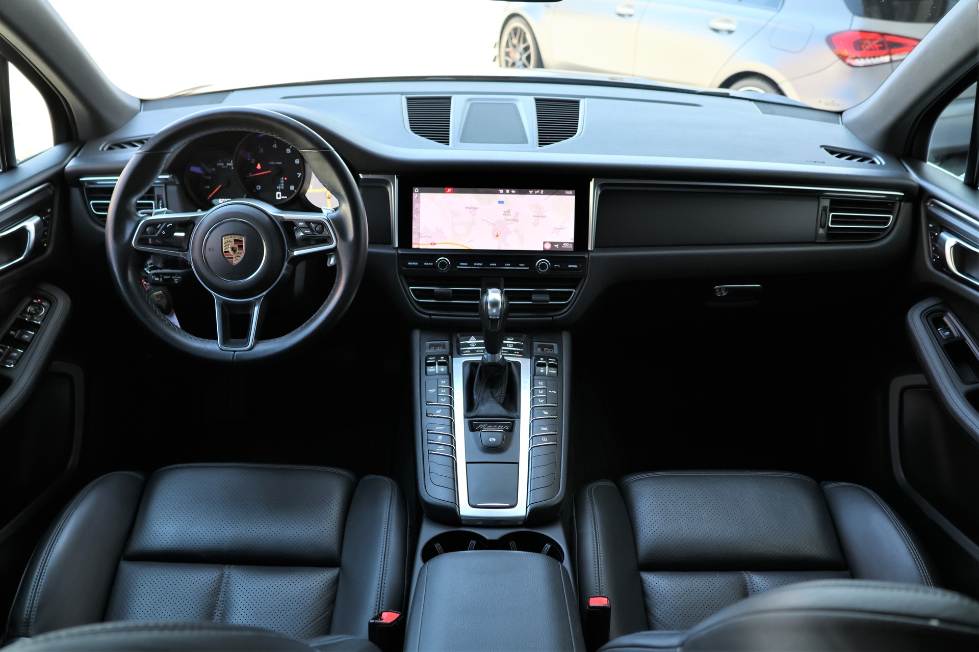PORSCHE Macan PDK (CH)-image-13