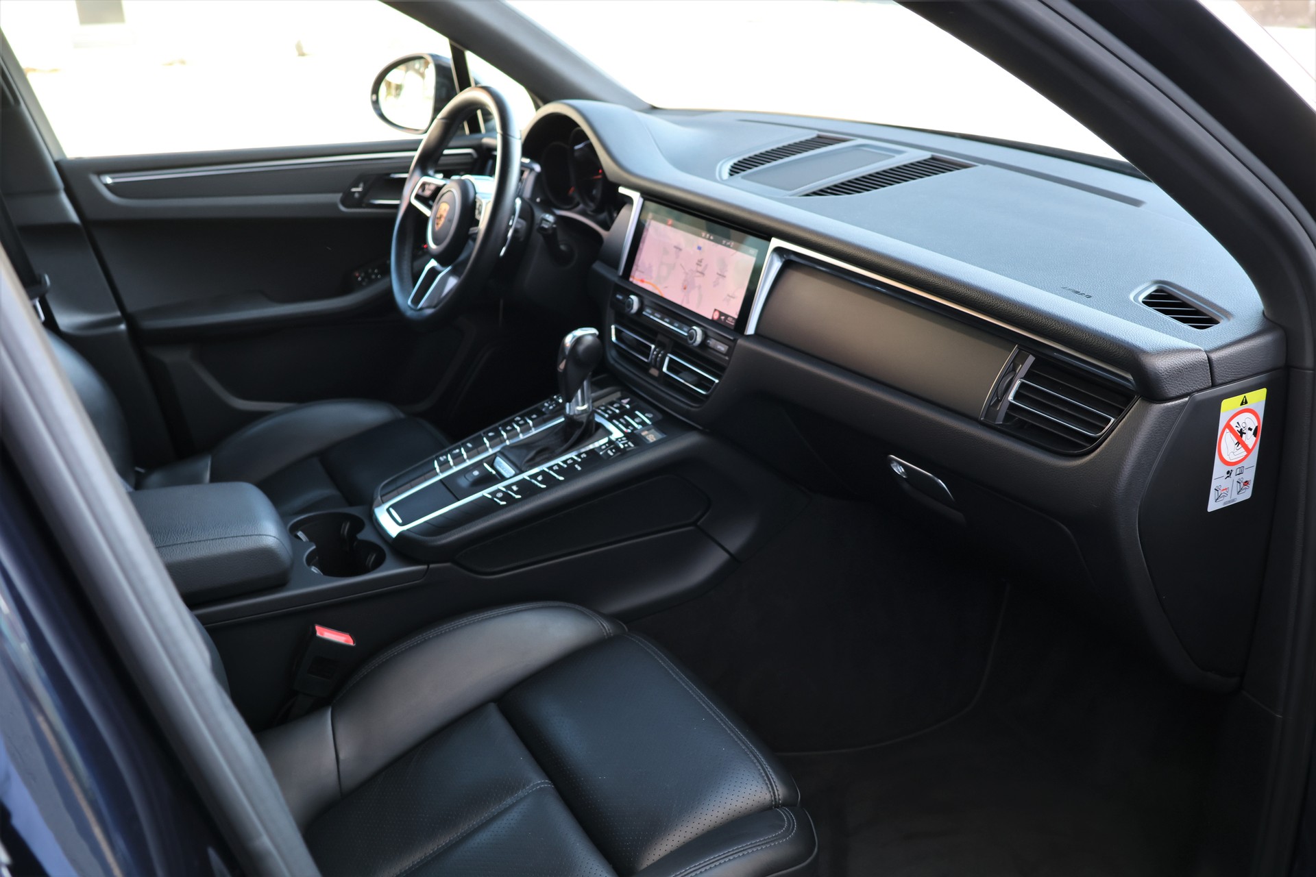PORSCHE Macan PDK (CH)-image-15
