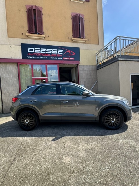 VW T-Roc 1.0 TSI Value-showroom-element-3
