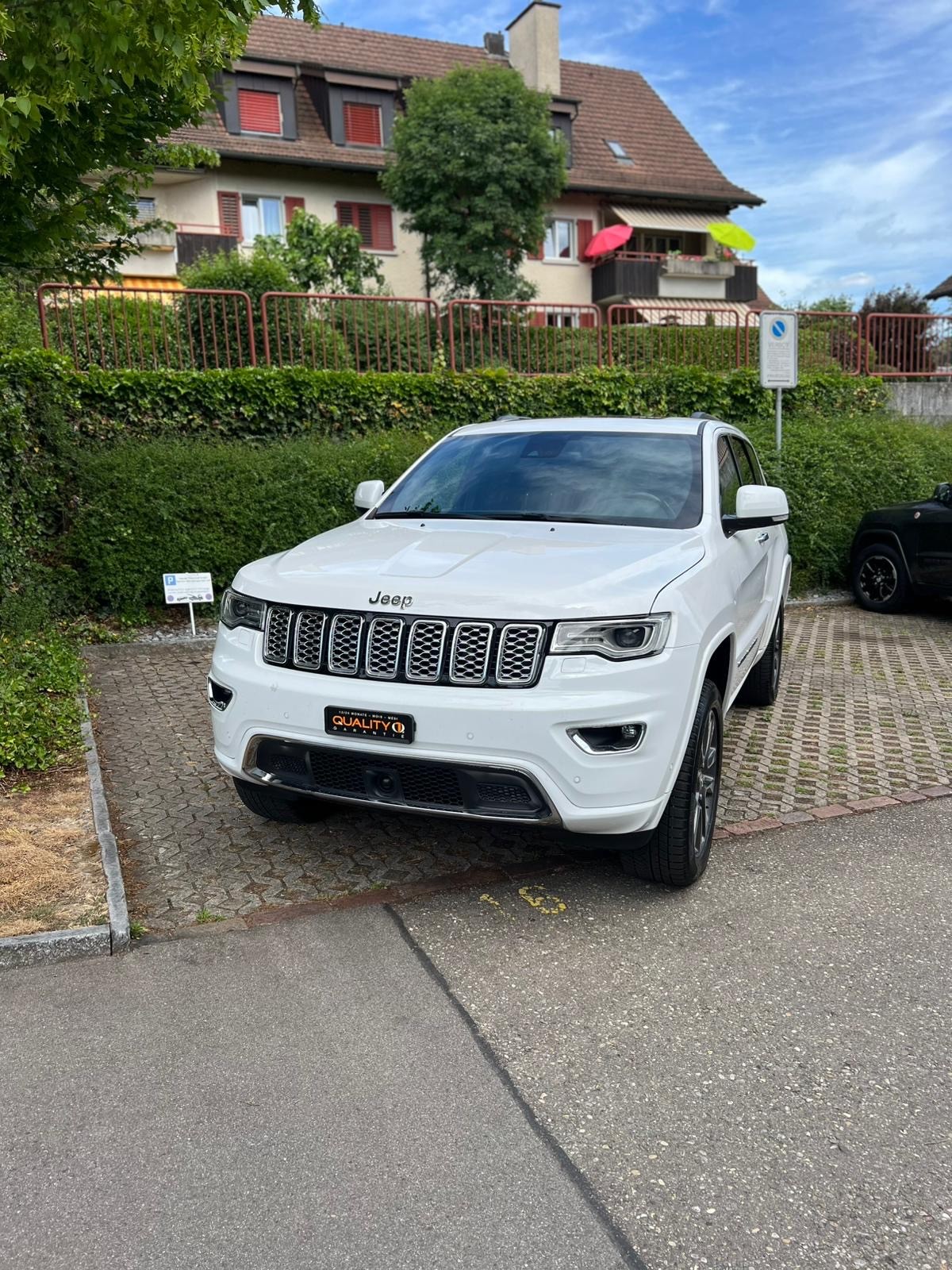 JEEP Grand Cherokee 3.0 CRD Overland Automatic-image-0