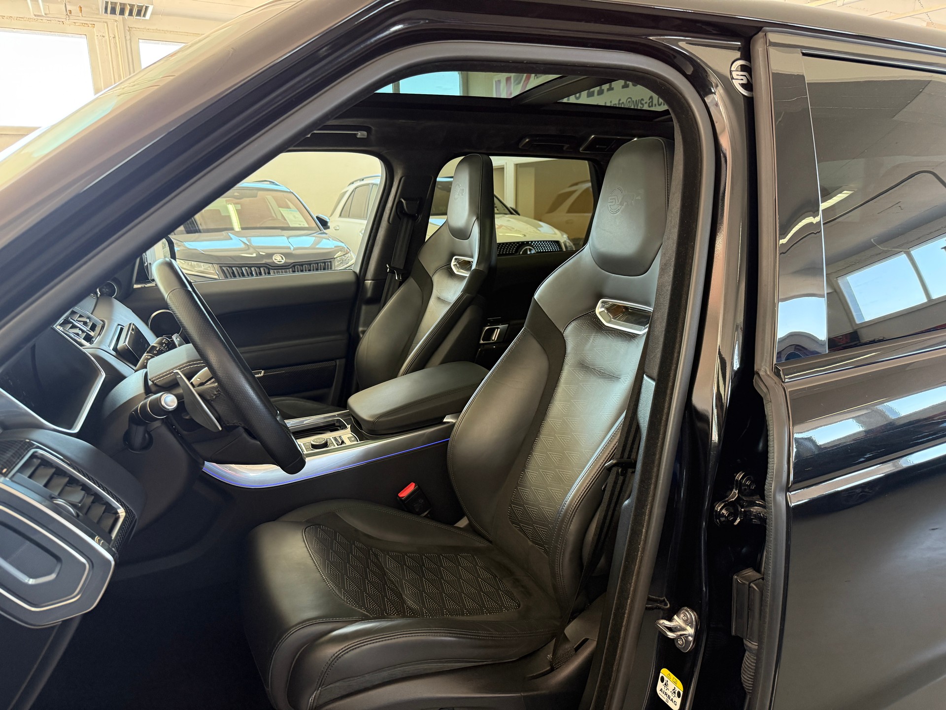 LAND ROVER Range Rover Sport 5.0 V8 S/C SVR Automatic-image-11