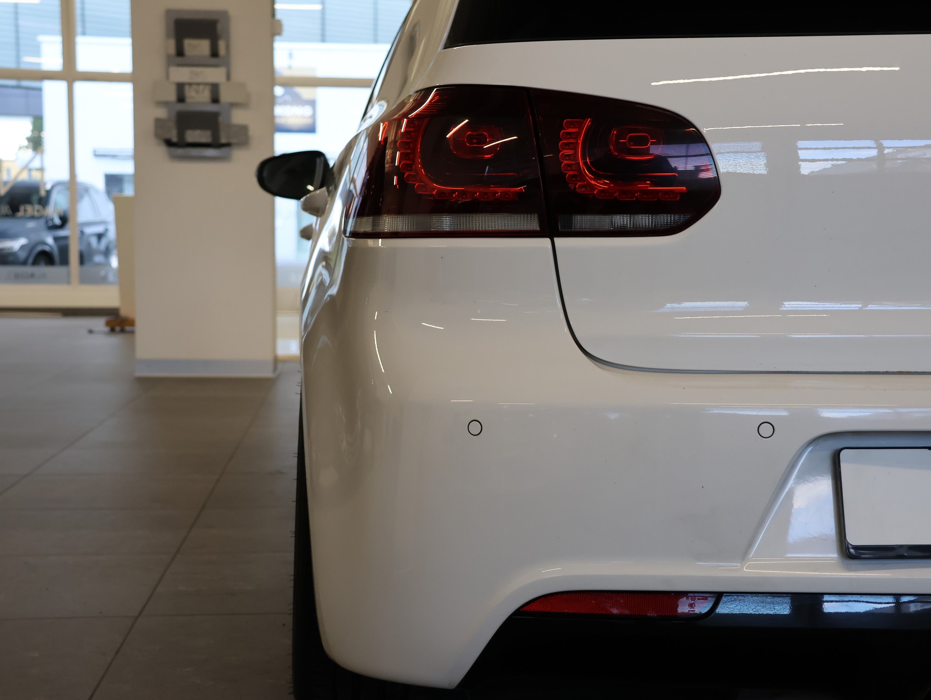 VW Golf 2.0 TSI R 4Motion *Airbox Luftfilter* *Gewindefahrwerk H&R*-image-10