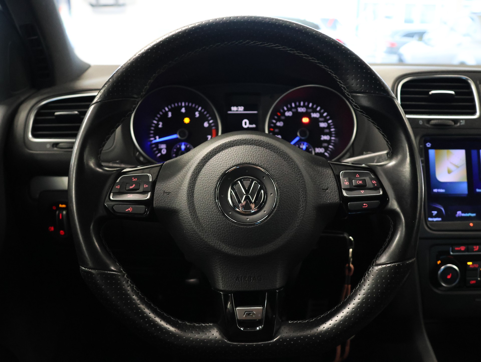VW Golf 2.0 TSI R 4Motion *Airbox Luftfilter* *Gewindefahrwerk H&R*-image-16