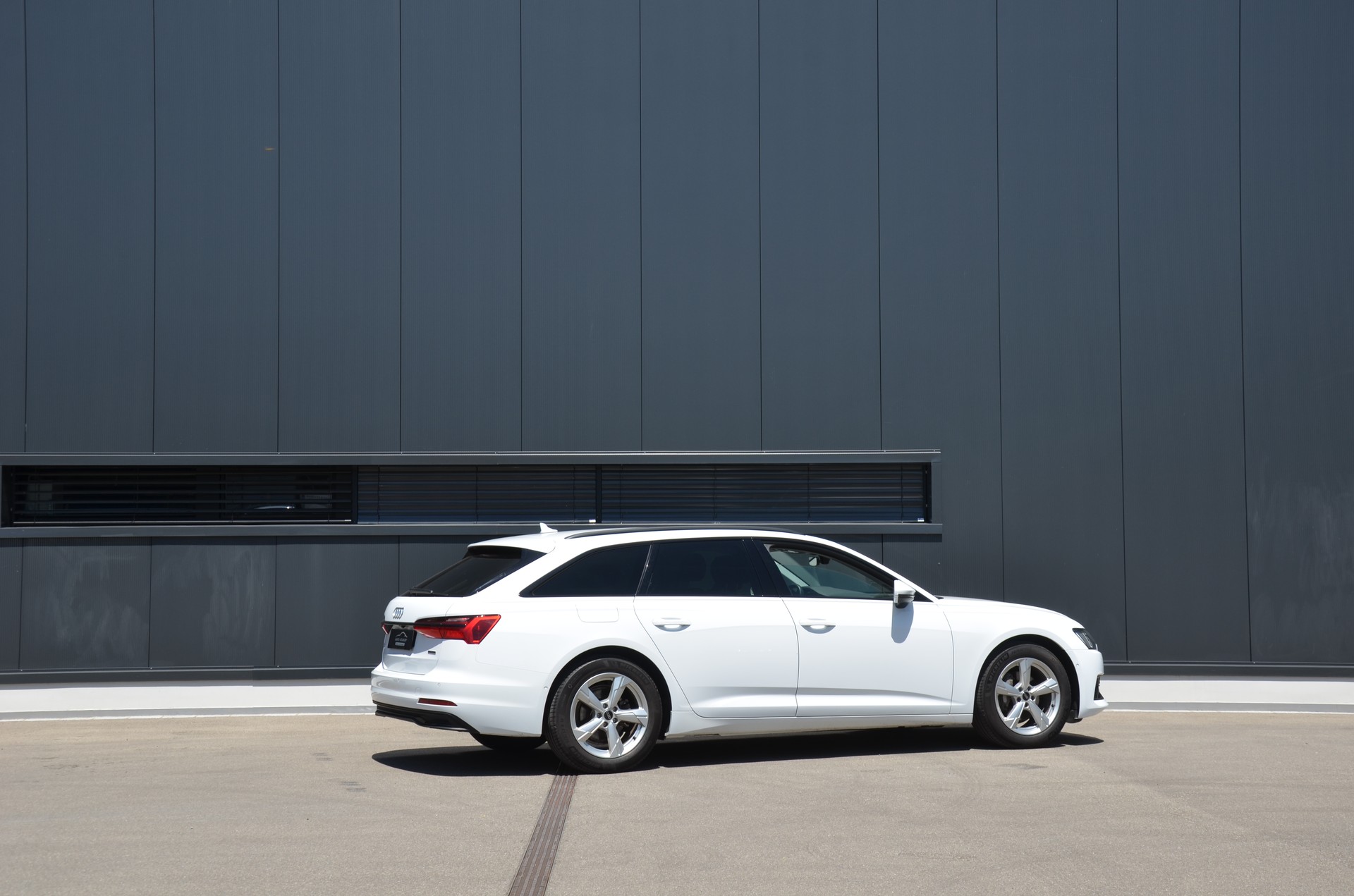 AUDI A6 Avant 40 TDI advanced quattro S-tronic-image-3