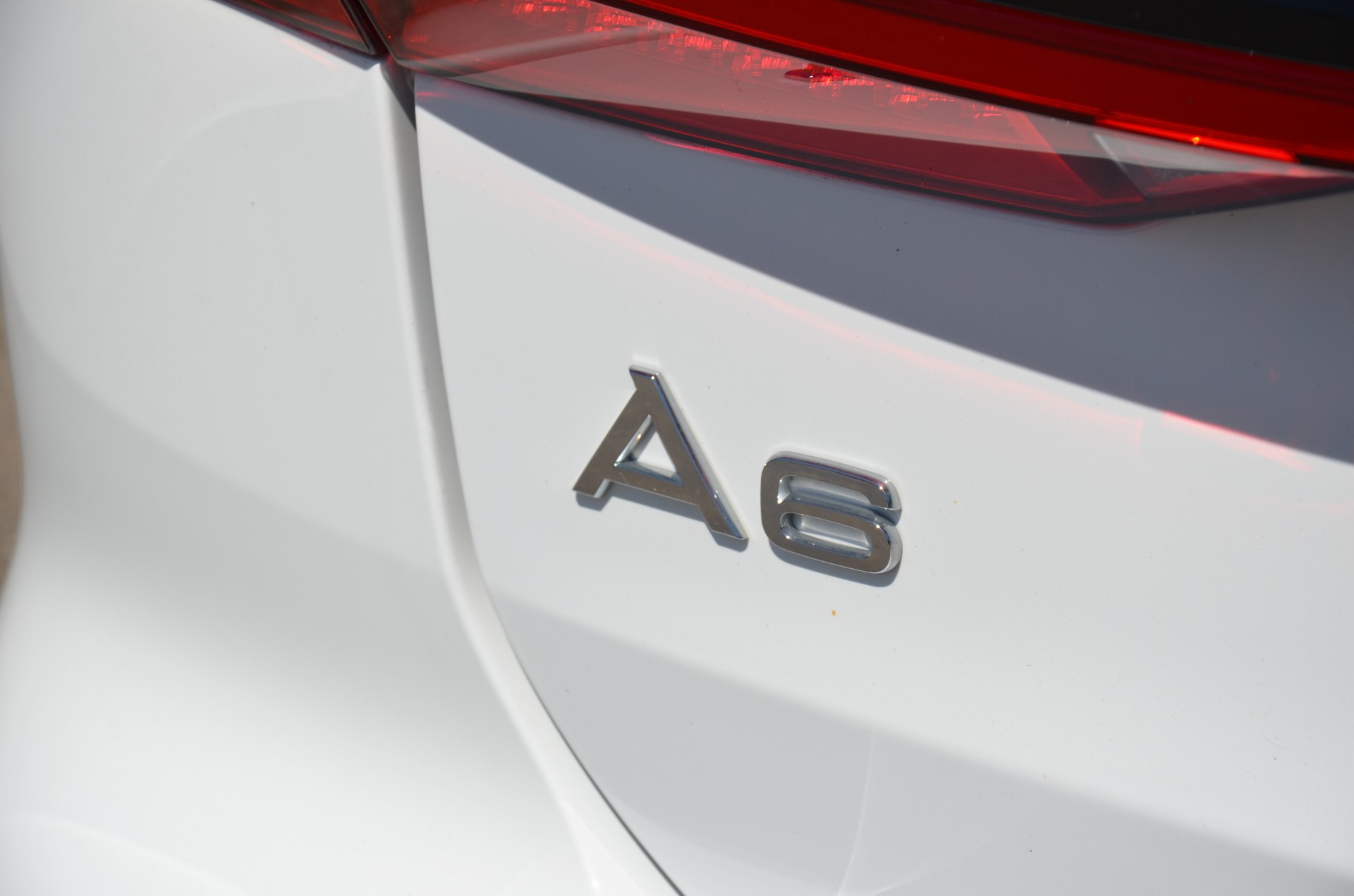 AUDI A6 Avant 40 TDI advanced quattro S-tronic-image-11